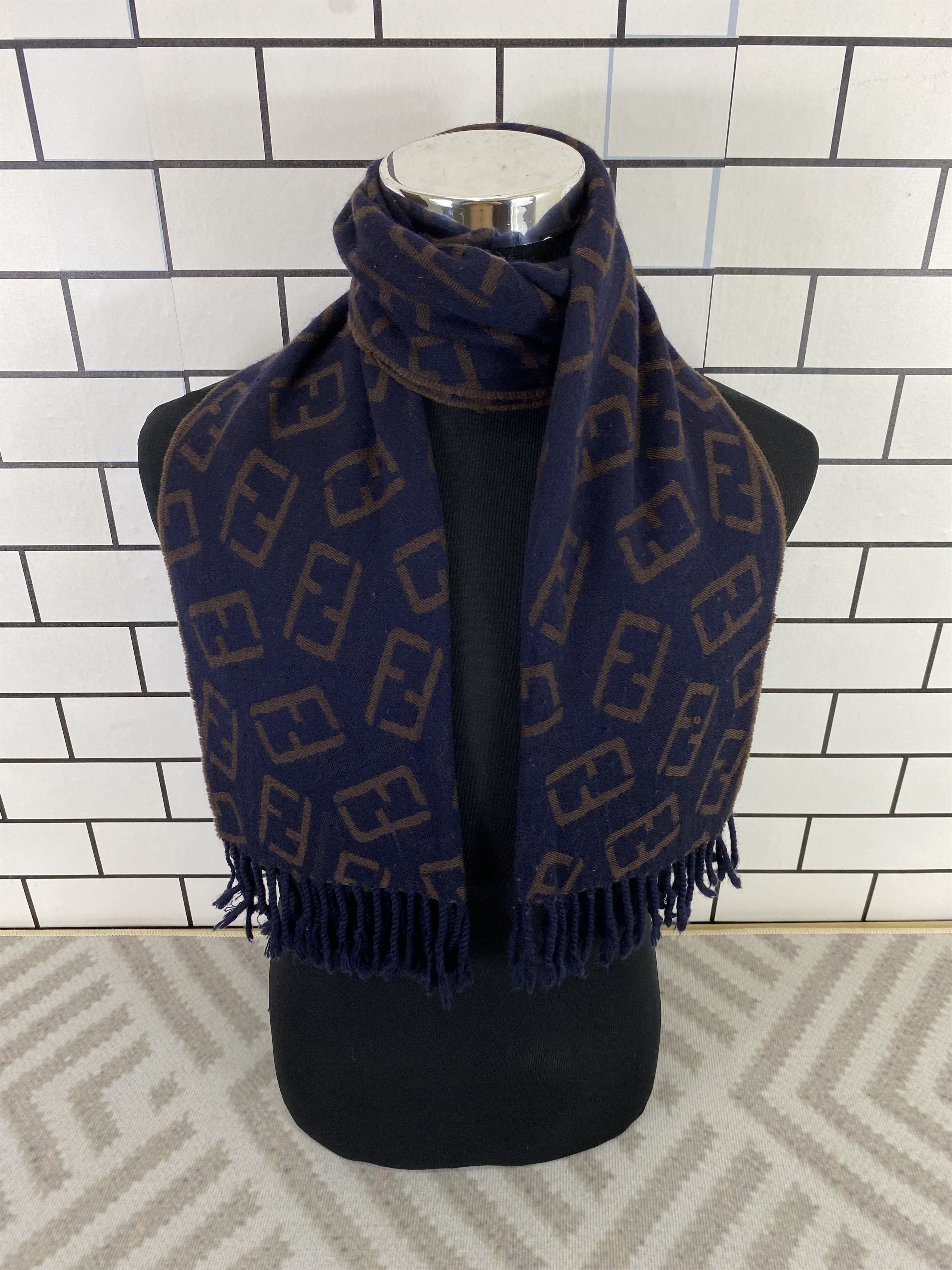 Fendi Vintage Fendi Scarf / Muffler / Neckwear Size ONE SIZE - 1 Thumbnail