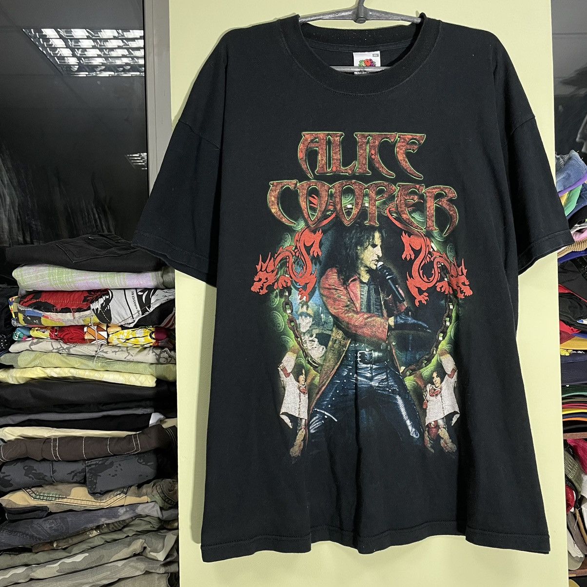 Vintage Vintage Y2K Alice Cooper Band Tee Graphic Horror Grunge L Size US L / EU 52-54 / 3 - 3 Thumbnail