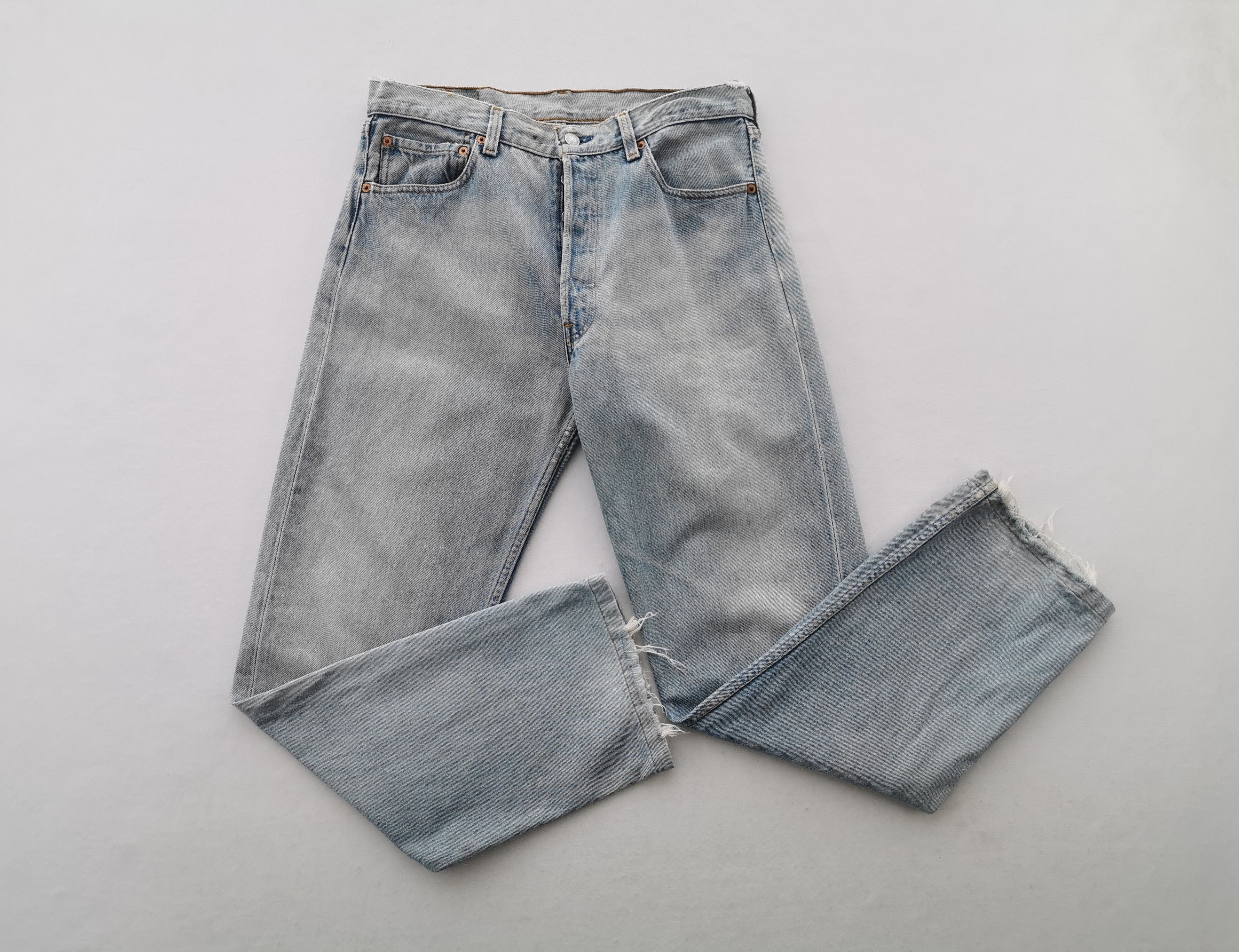Distressed Vintage Levis Lot 501 Denim Made In USA Size 32