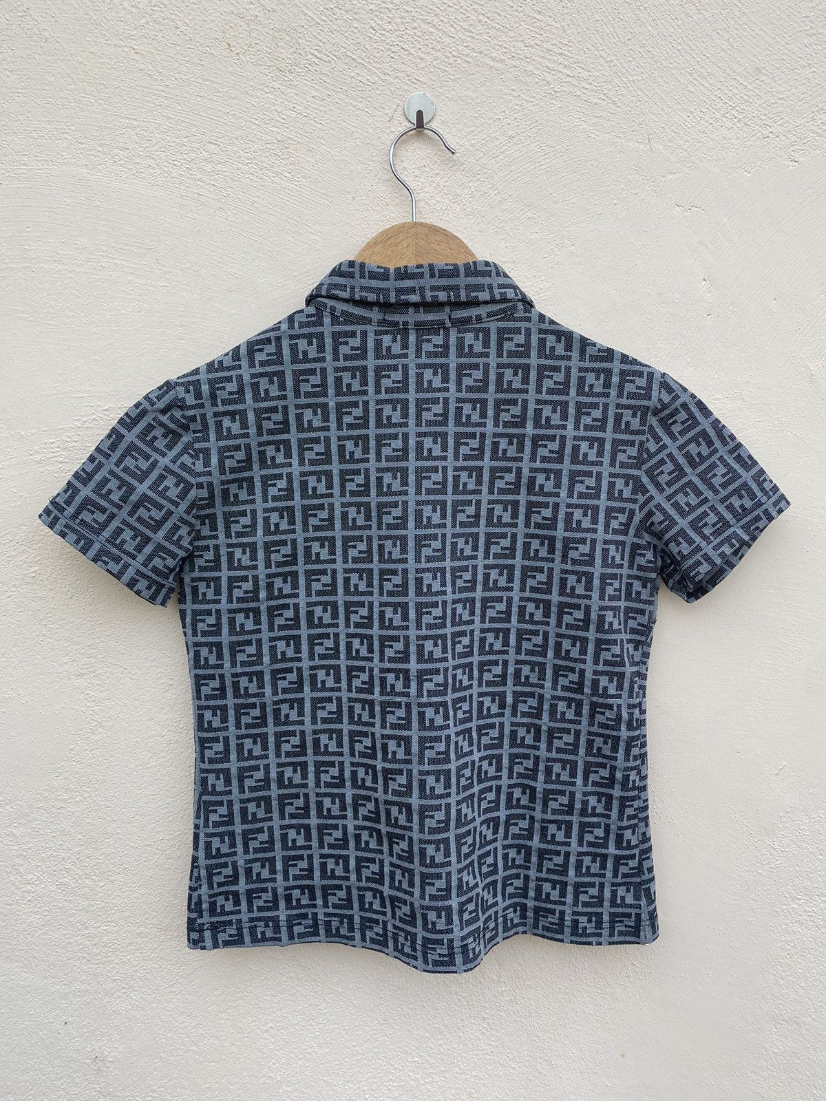 Fendi Vintage Fendi Zucca Polo Shirt Size XS / US 0-2 / IT 36-38 - 4 Thumbnail