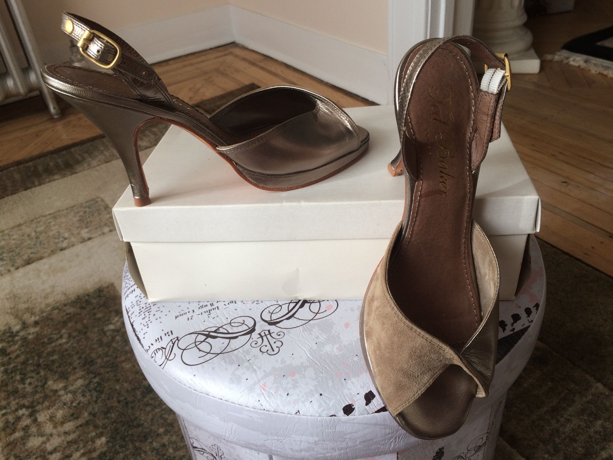 Ted Baker Ted Baker Gold/Beige/Taupe Leather/Suede Heels Size US 8 / IT 38 - 4 Thumbnail