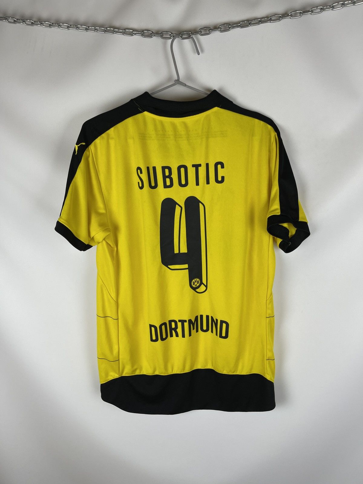 Puma Puma Borussia Dortmund 2015 2016 #4 Subotic home soccer shir Size US M / EU 48-50 / 2 - 8 Thumbnail
