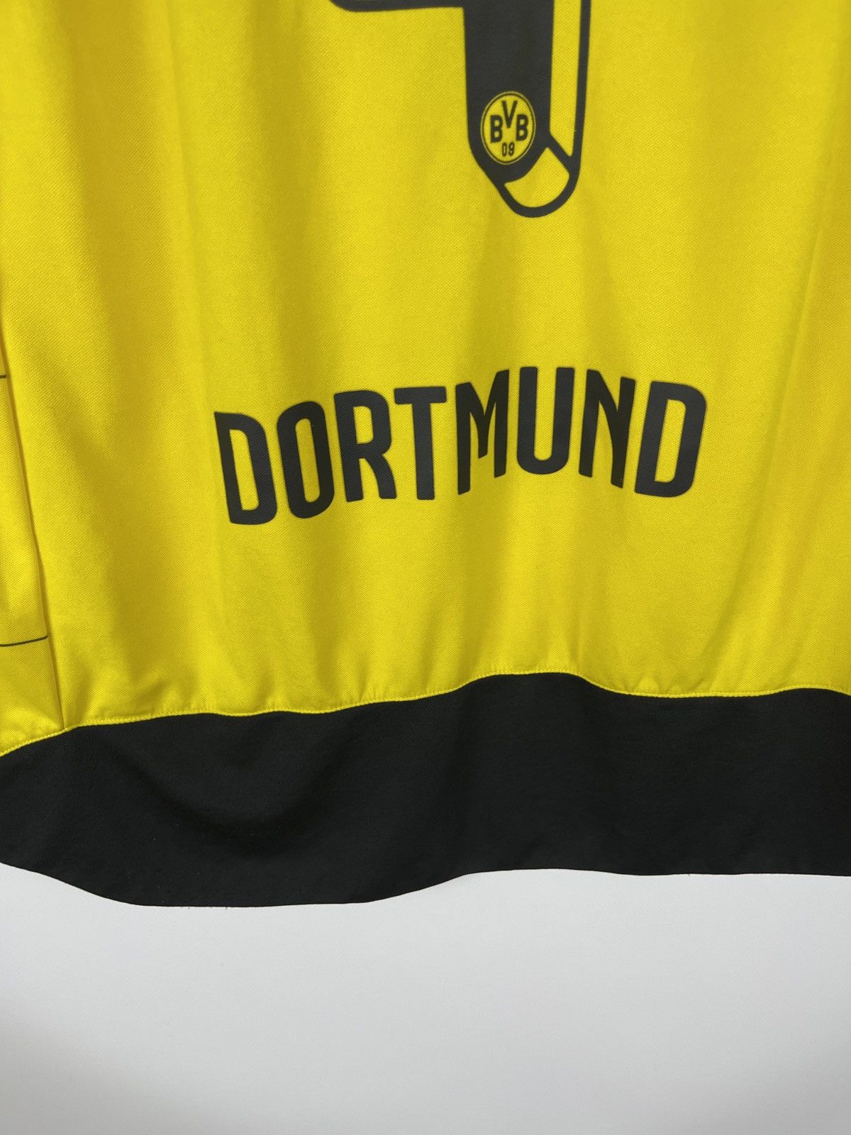 Puma Puma Borussia Dortmund 2015 2016 #4 Subotic home soccer shir Size US M / EU 48-50 / 2 - 10 Thumbnail