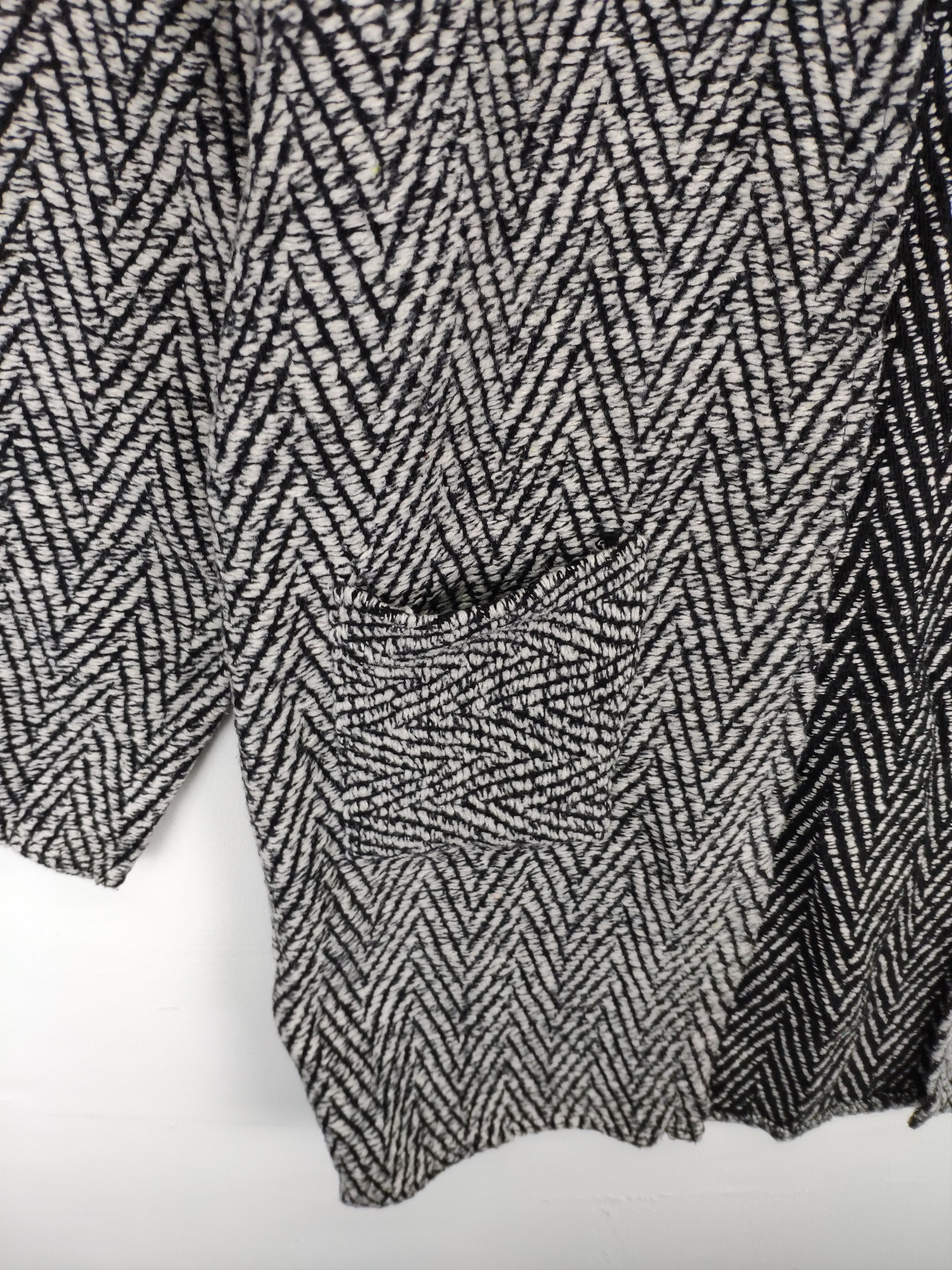 Japanese Brand × Vintage Vintage Knit Cardigan Zebra Striped Size S / US 4 / IT 40 - 7 Thumbnail