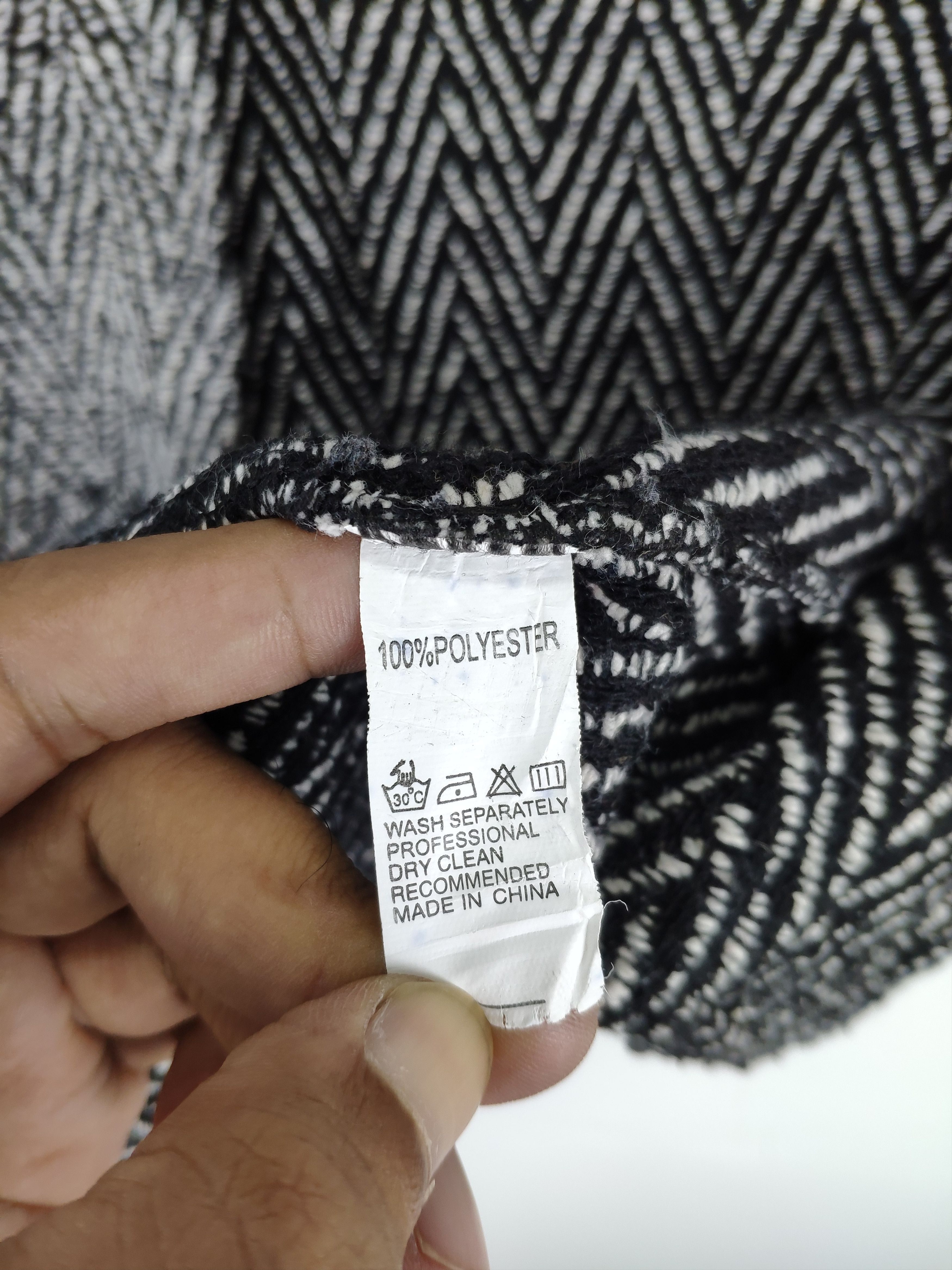 Japanese Brand × Vintage Vintage Knit Cardigan Zebra Striped Size S / US 4 / IT 40 - 3 Thumbnail