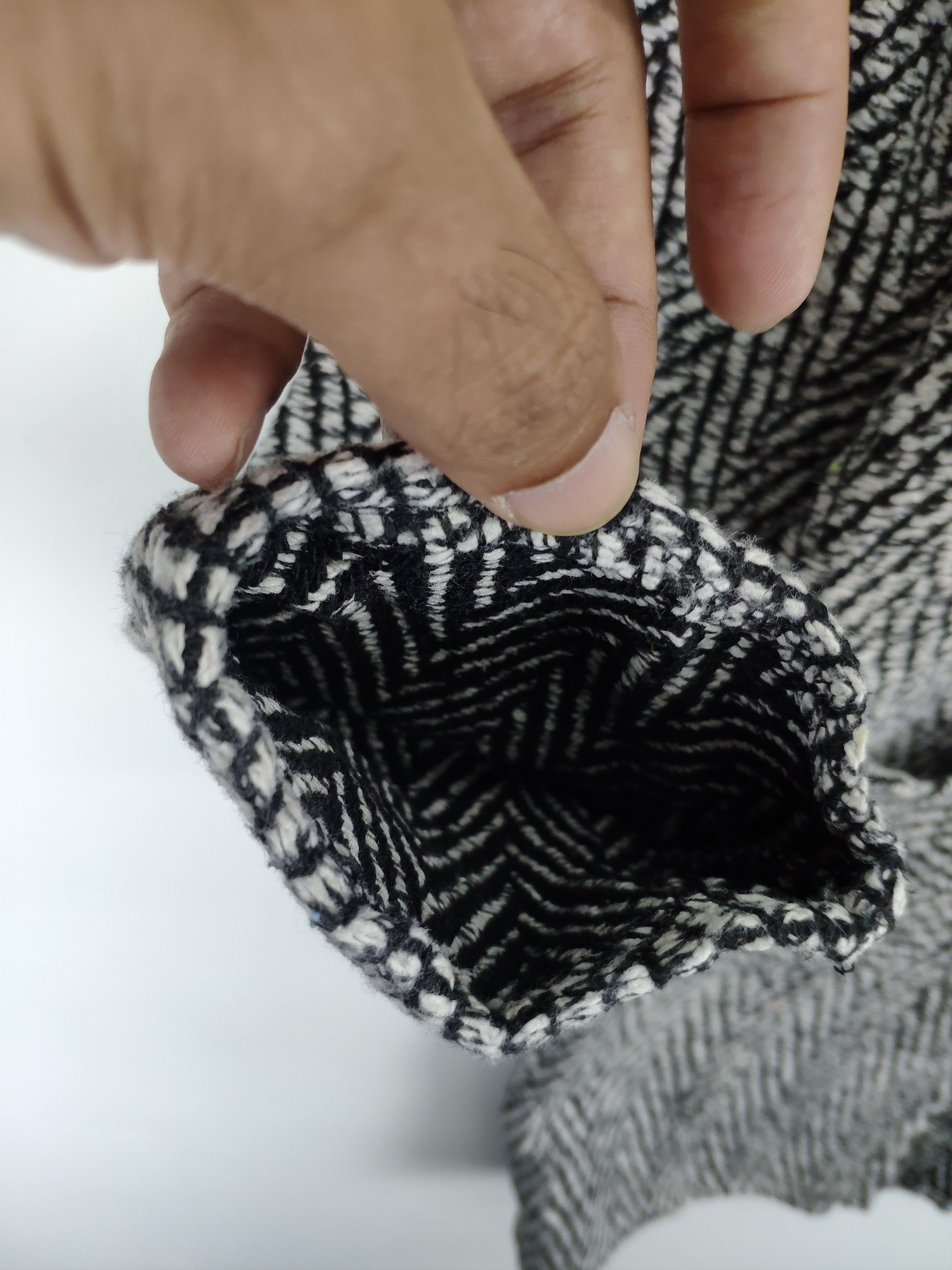 Japanese Brand × Vintage Vintage Knit Cardigan Zebra Striped Size S / US 4 / IT 40 - 5 Thumbnail