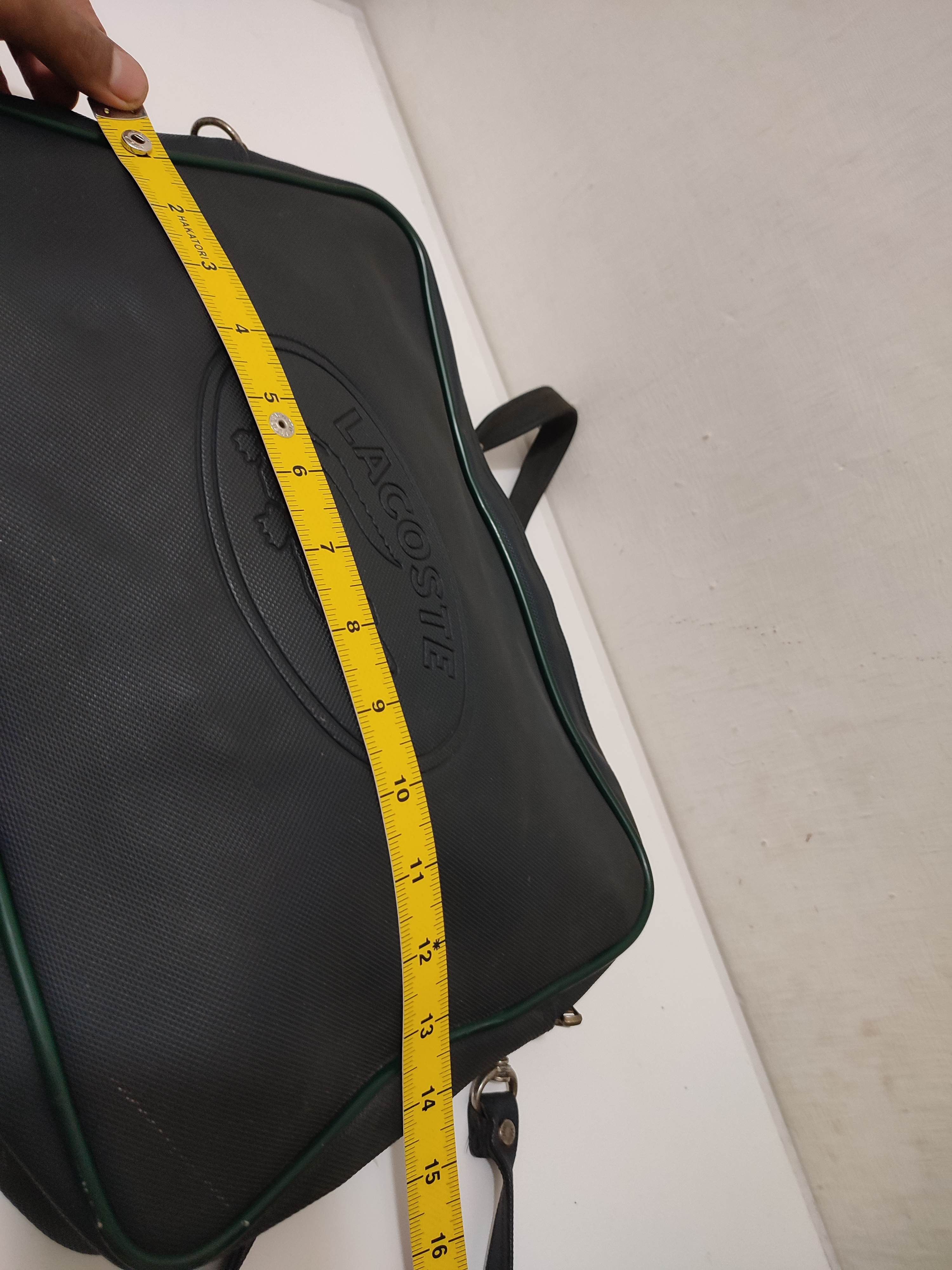 Lacoste × Vintage 🔥Vintage Lacoste Paris Sling Bag Big Logo design Size ONE SIZE - 17 Thumbnail