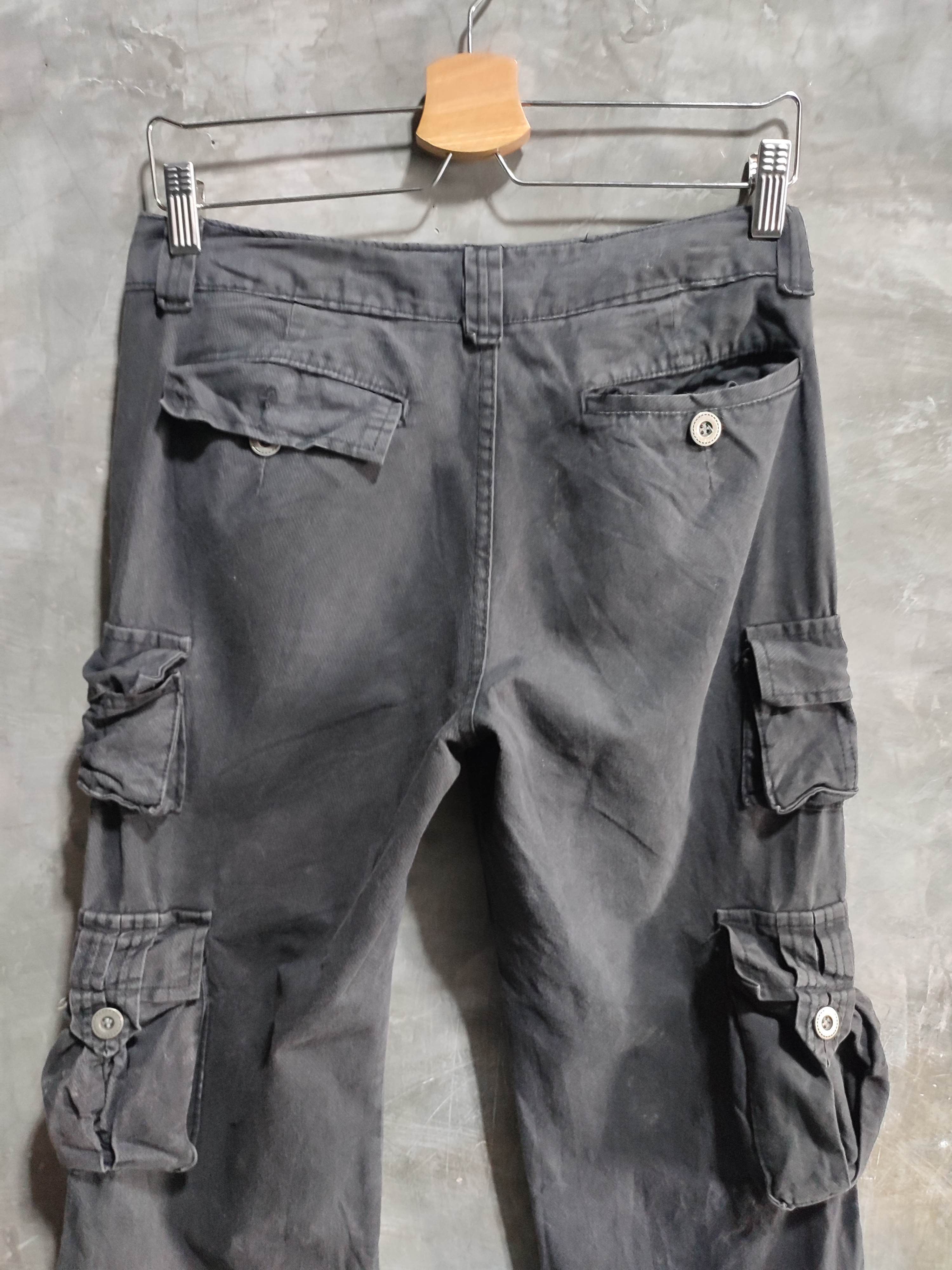 Designer 🔥Valley black wash Cargo 3D Multipocket Low rise Pants Size US 29 - 7 Thumbnail