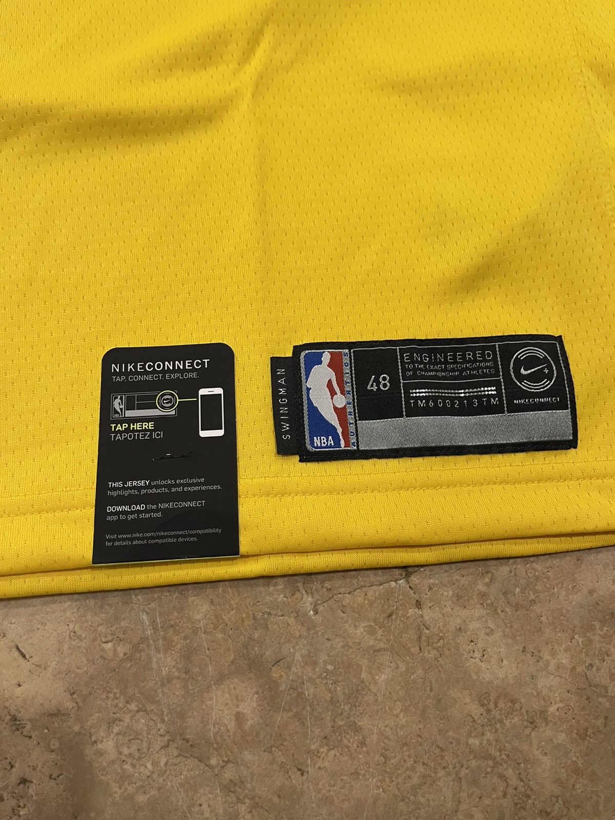 NBA Nike NBA Los Angeles Lakers Kobe Bryant Authentic Jersey Size US M / EU 48-50 / 2 - 8 Thumbnail
