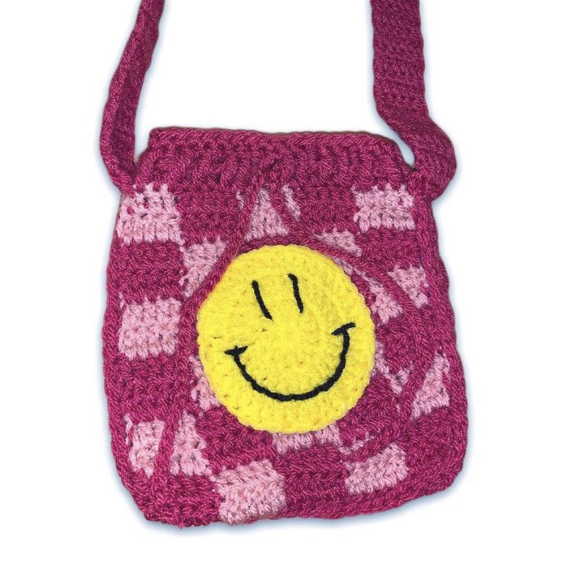 Handmade Handmade smiley crochet side bag Size ONE SIZE - 2 Thumbnail