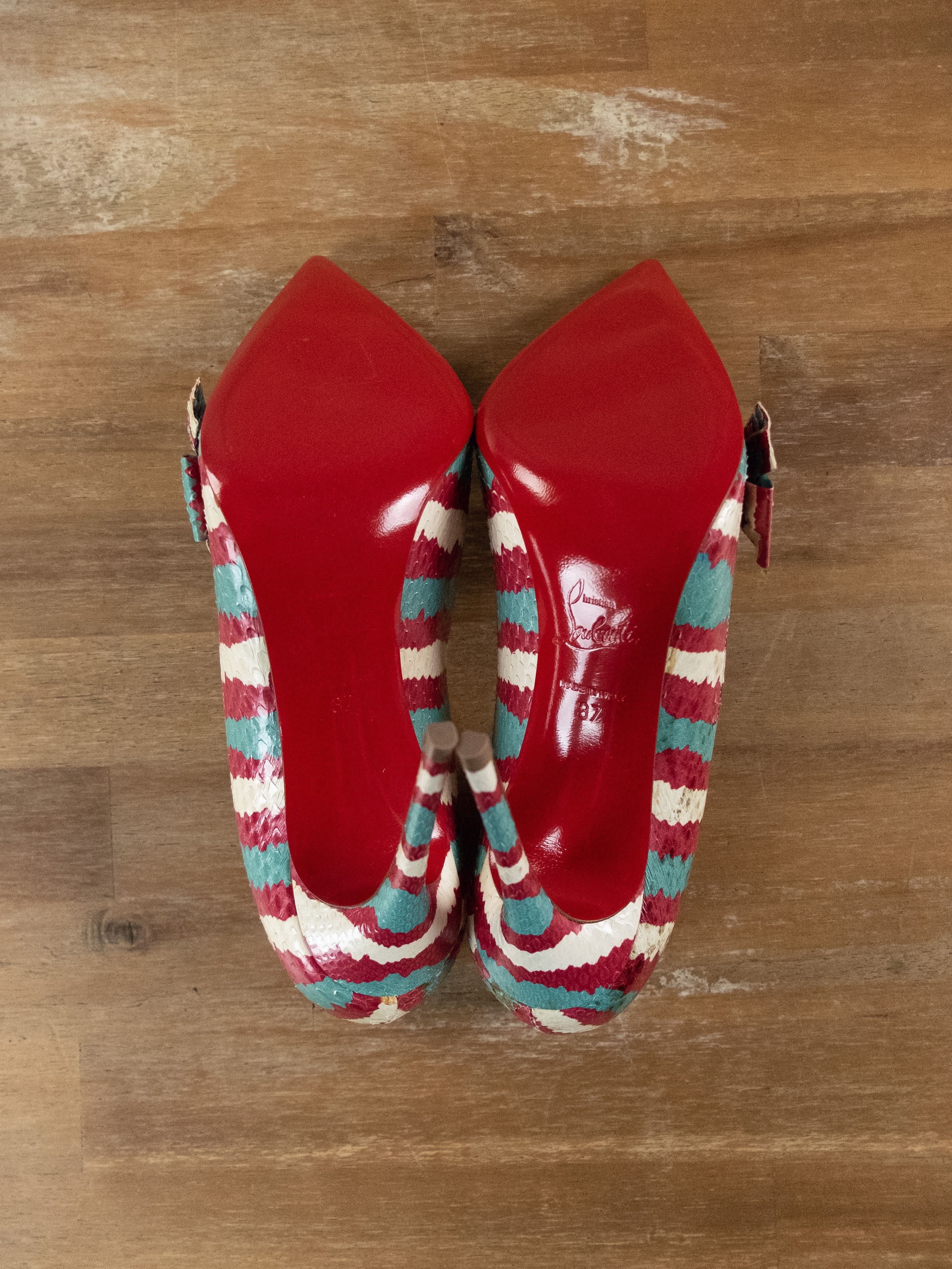 Christian Louboutin CHRISTIAN LOUBOUTIN Madame Menodo python snake pumps 7 37 Size US 7 / IT 37 - 5 Thumbnail