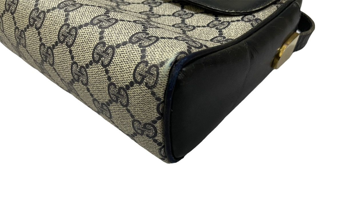 Gucci Vintage Gucci Sling/Crossbody Bag - Made in Italy Size ONE SIZE - 6 Thumbnail