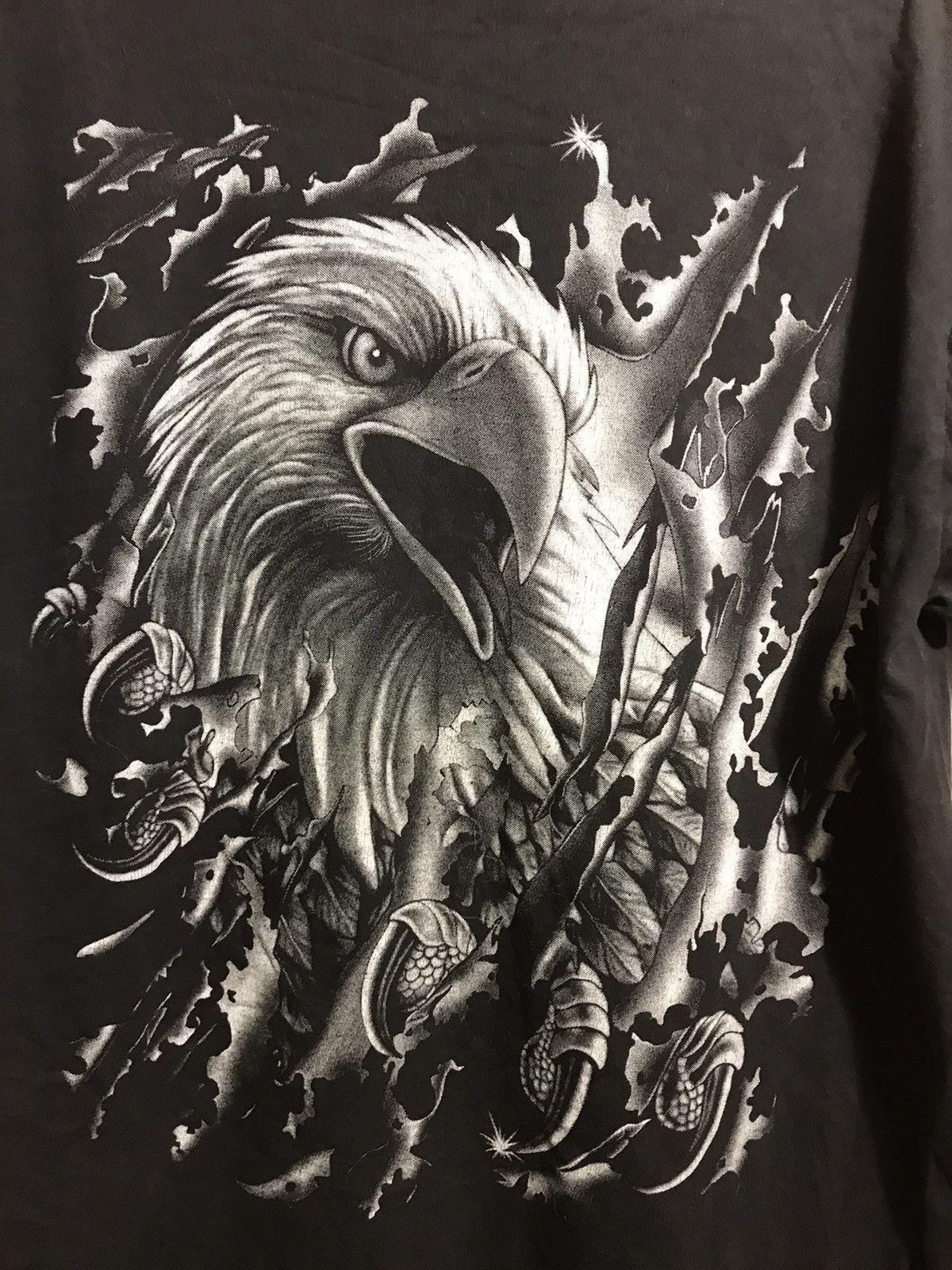 Vintage Vintage American Eagle streetwear band tee Size US L / EU 52-54 / 3 - 9 Thumbnail
