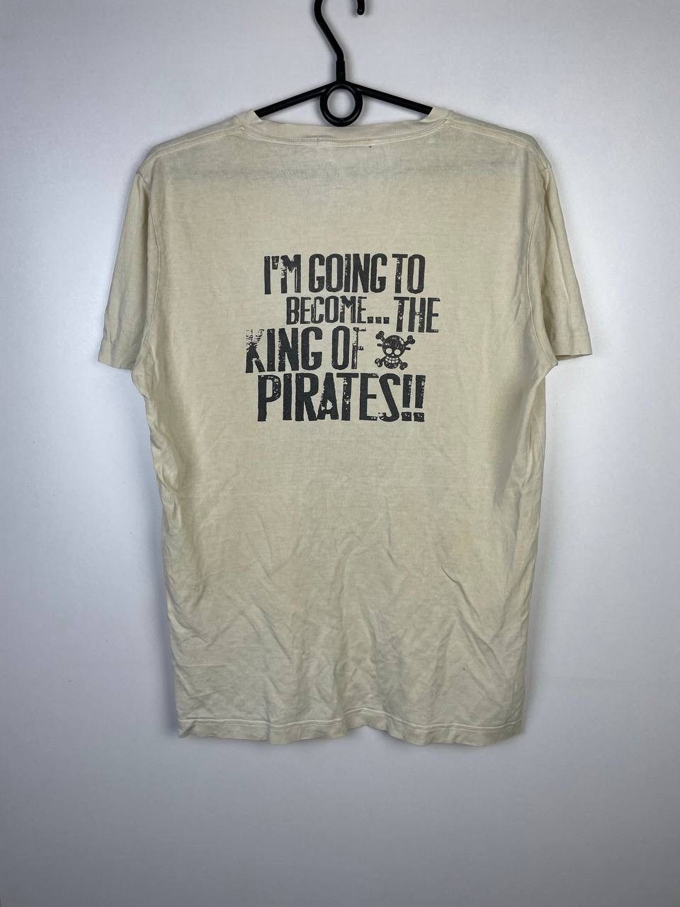 Uniqlo One Peace Uniqlo vintage t-shirt size S Size US S / EU 44-46 / 1 - 5 Thumbnail