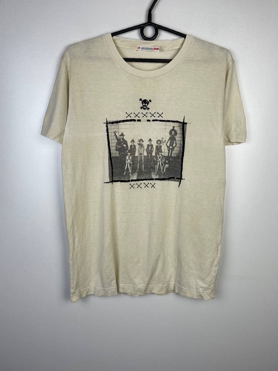 One Peace Uniqlo vintage t-shirt size S