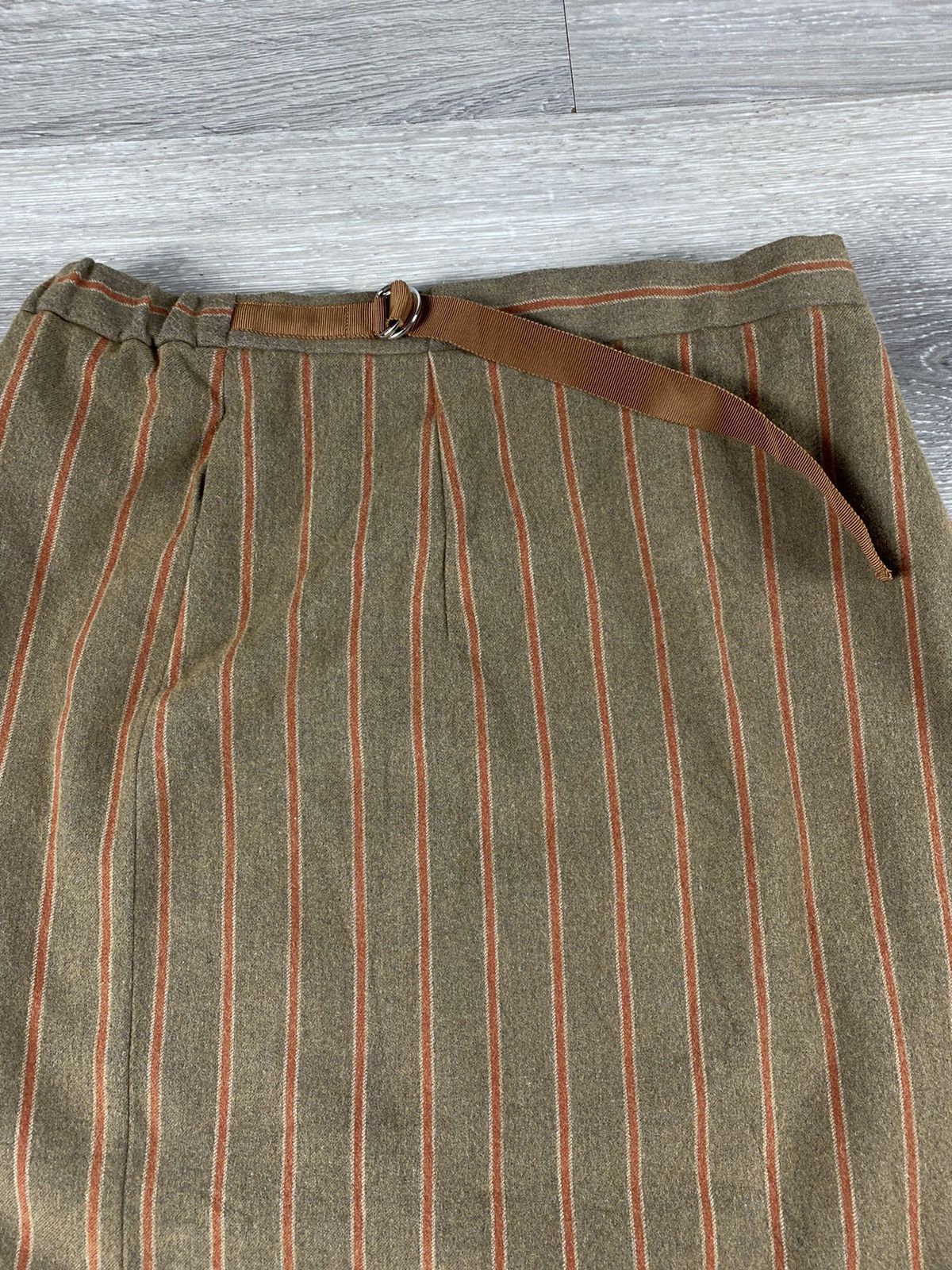 ABAHOUSE Abahouse Devinette Overstriped Beige Midi Skirts Size 29" - 4 Thumbnail