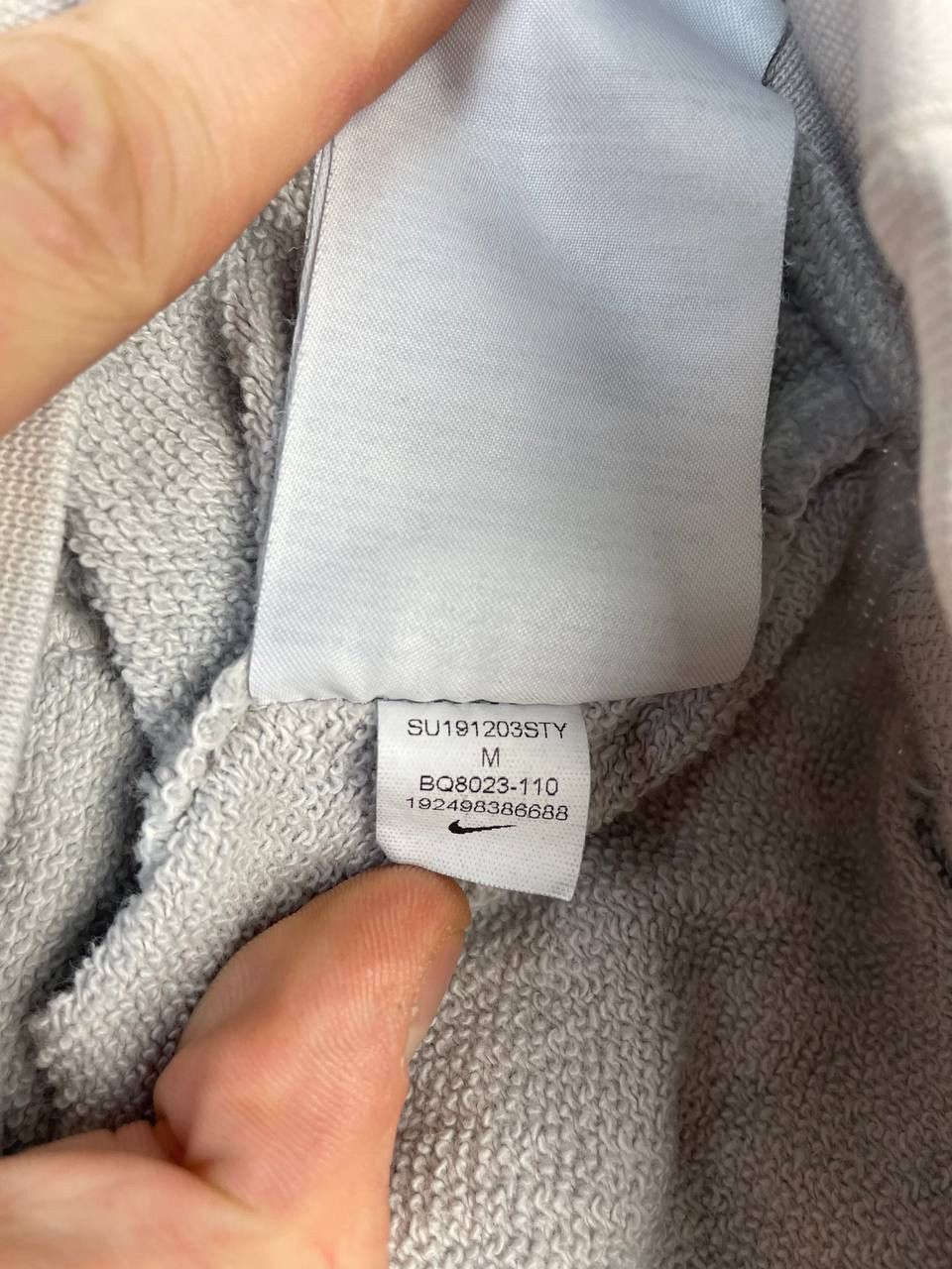 Vintage Nike vintage hoodie size M Size US M / EU 48-50 / 2 - 9 Thumbnail