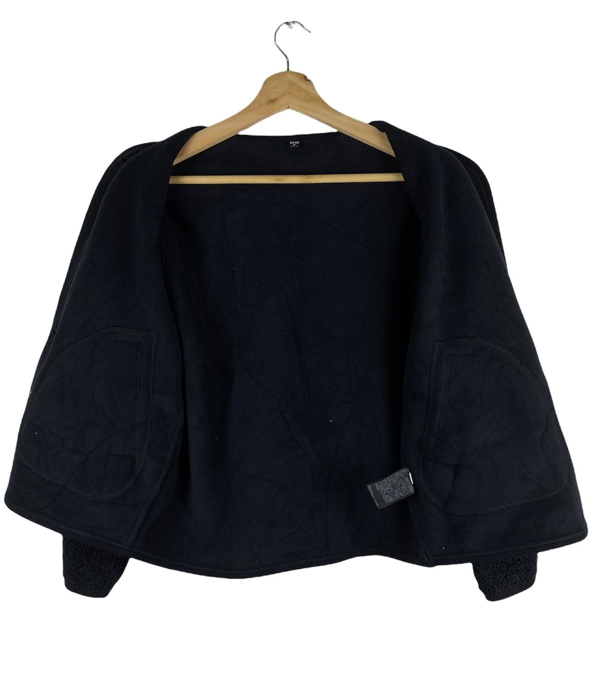 Japanese Brand GONE 🔥 Vintage Uniqlo Sherpa Jacket Button Up Cardigan Size M / US 6-8 / IT 42-44 - 3 Thumbnail