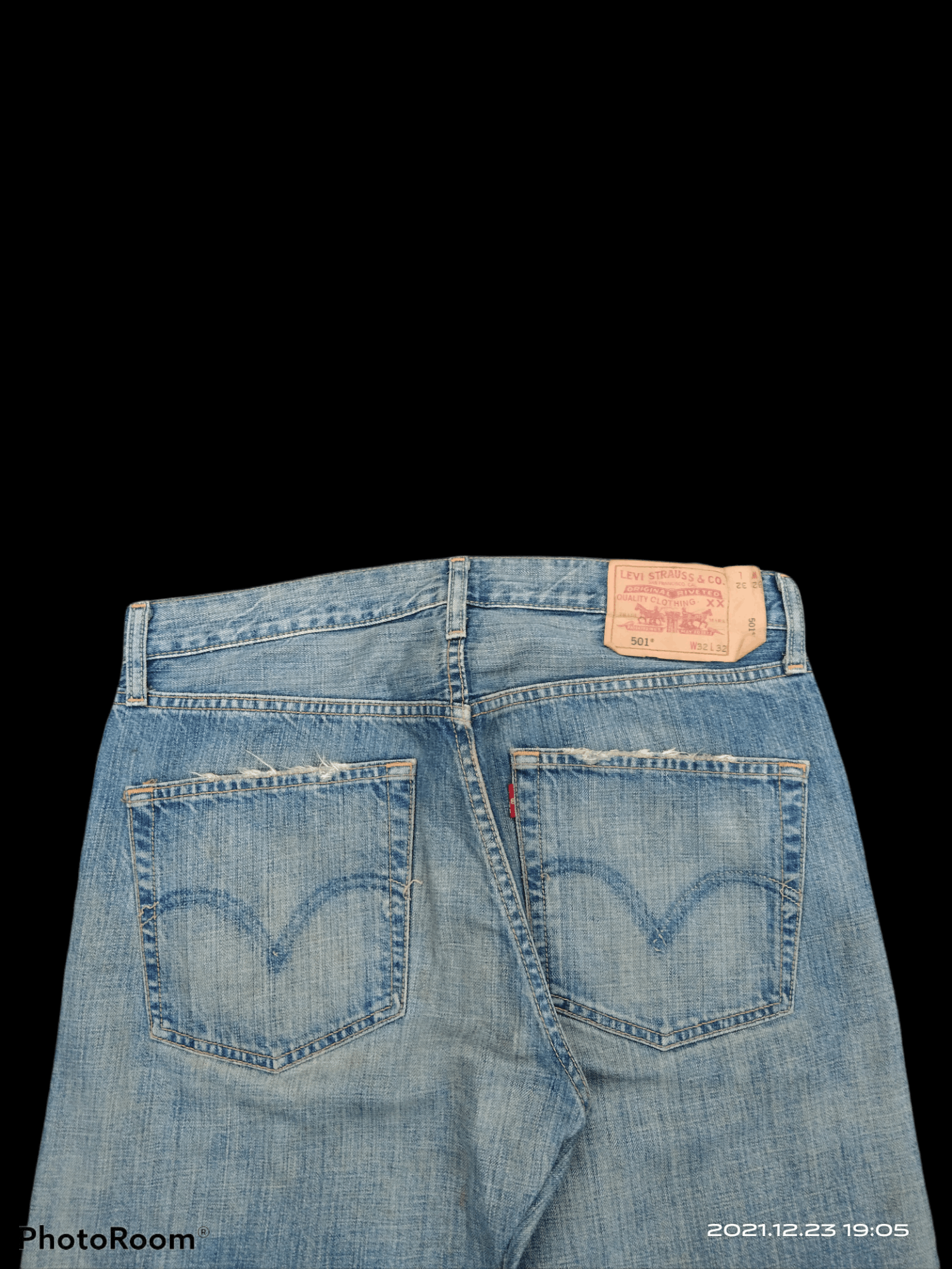 Levi's Vintage Clothing DISTRESSED VINTAGE LEVIS 501 DENIM PANTS Size US 32 / EU 48 - 4 Thumbnail