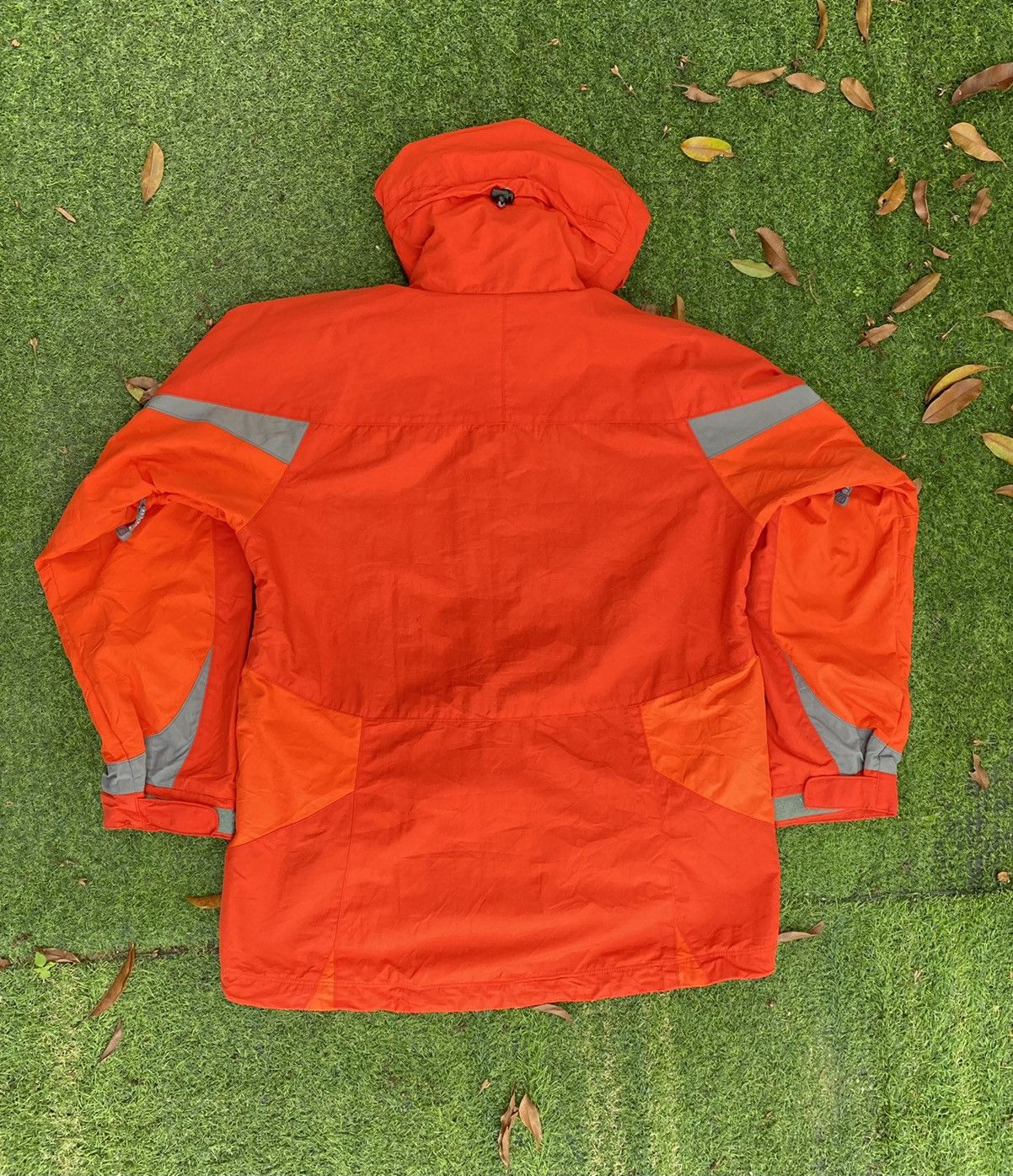 Helly Hansen × Vintage GONE 🔥 Vintage Helly Hansen Storms Hoodie Outdoor Jacket Size US M / EU 48-50 / 2 - 16 Thumbnail