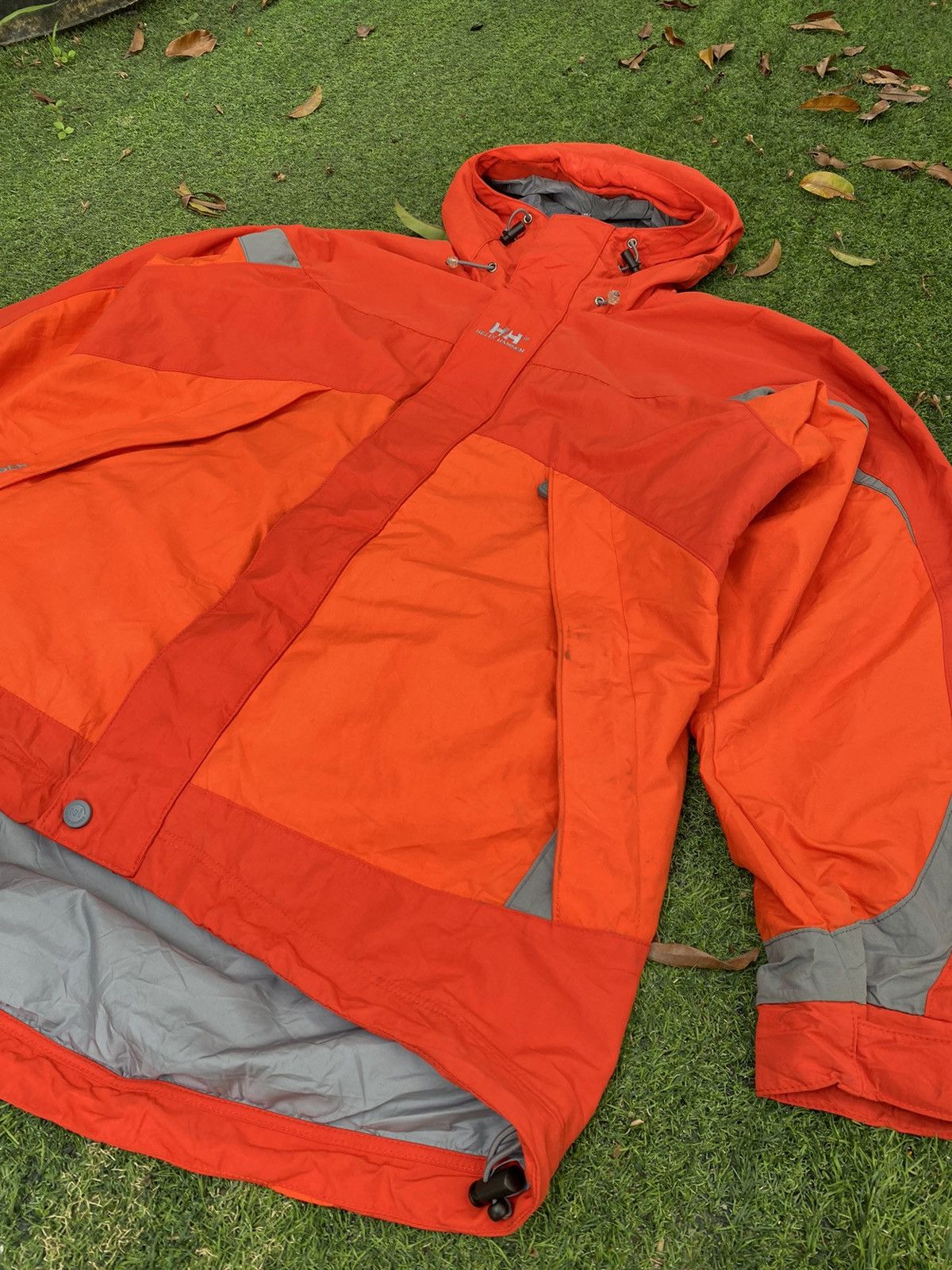 Helly Hansen × Vintage GONE 🔥 Vintage Helly Hansen Storms Hoodie Outdoor Jacket Size US M / EU 48-50 / 2 - 2 Thumbnail