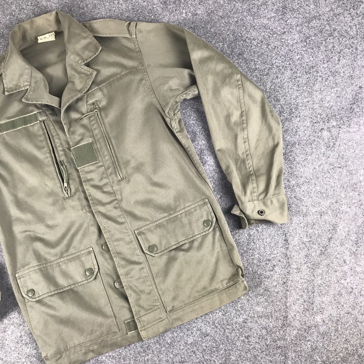Vintage 🔥True Vintage France army 88M🔥 Size US M / EU 48-50 / 2 - 3 Thumbnail