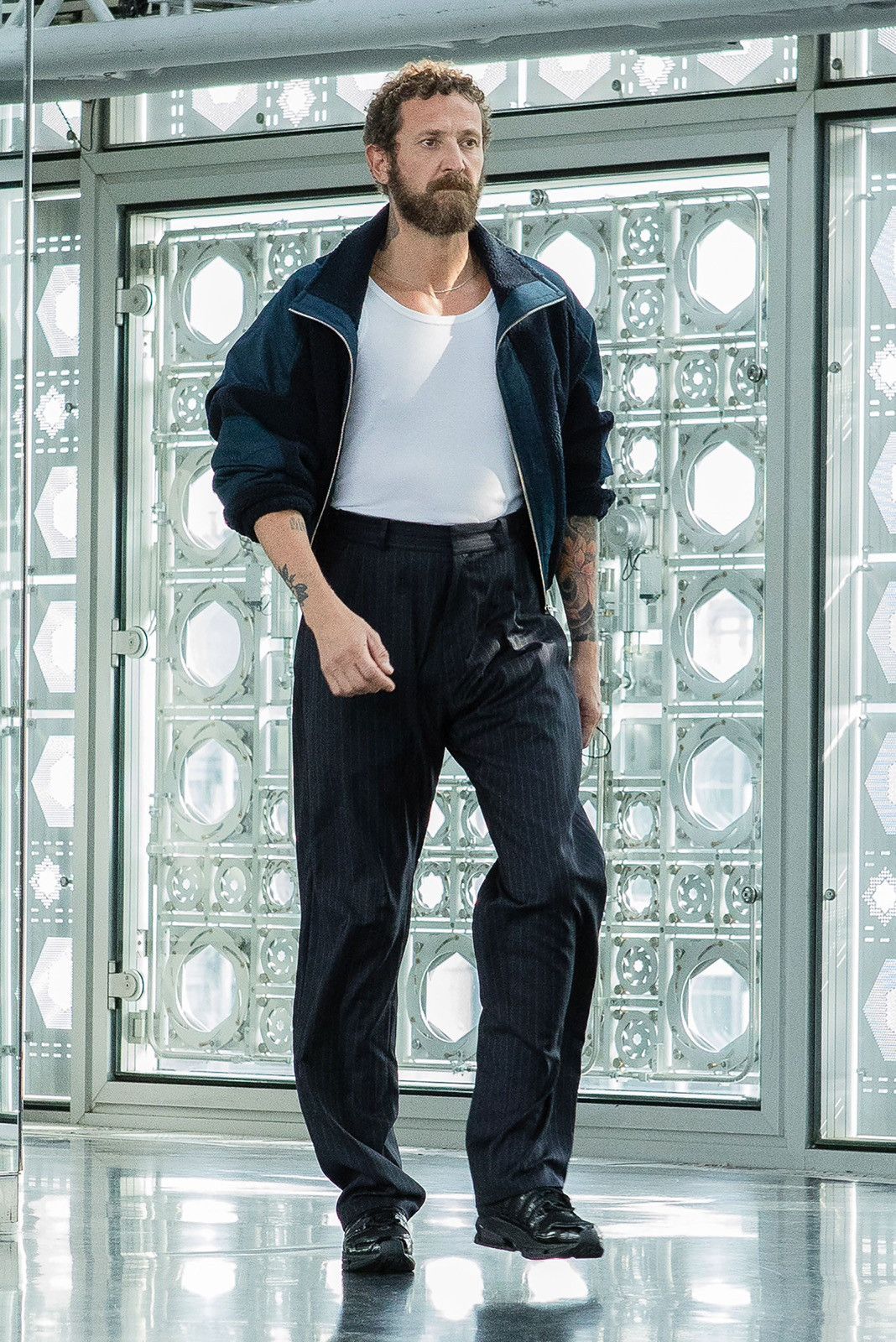 GmbH Navy Pinstriped Oversized Trousers Size US 32 / EU 48 - 5 Thumbnail