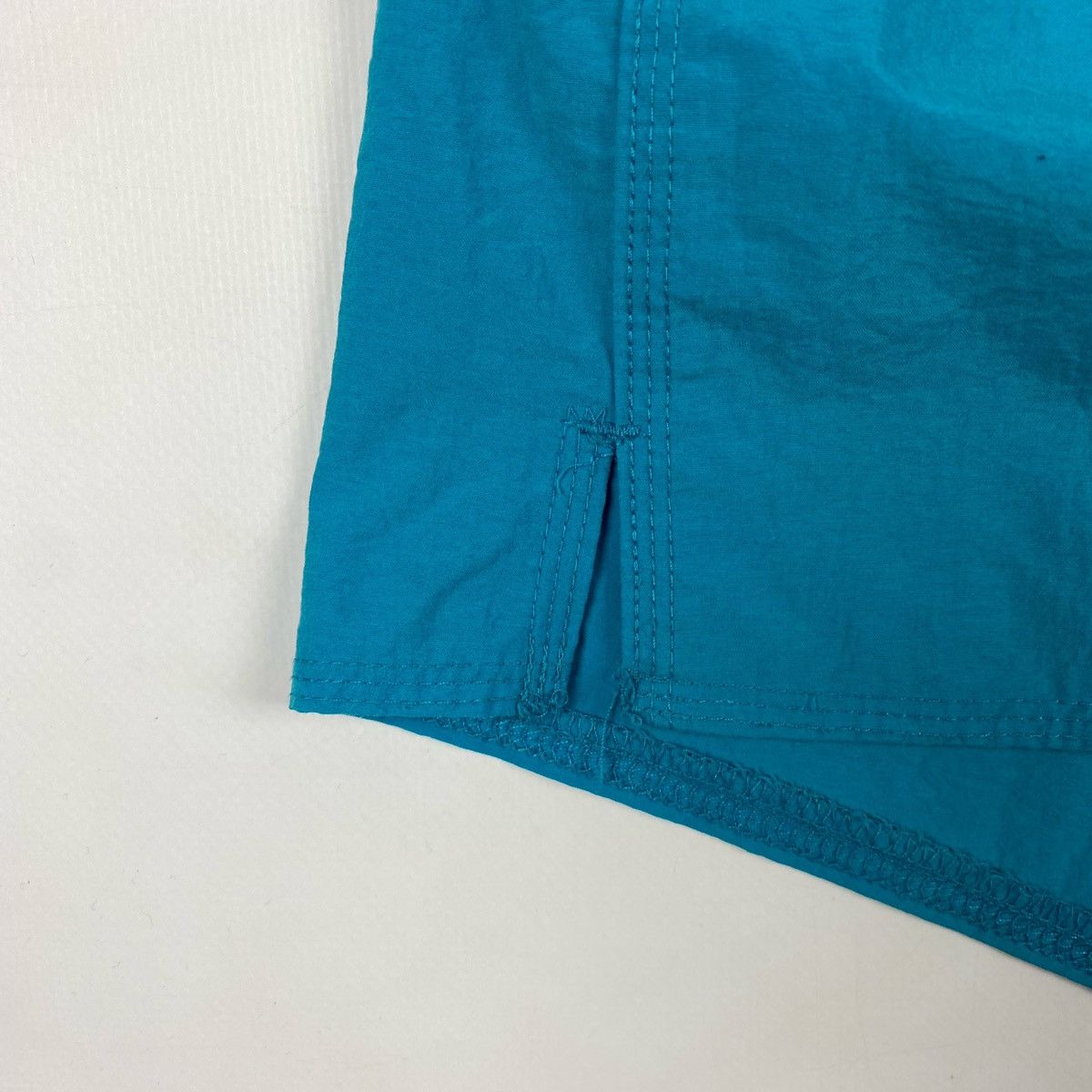 Vintage 1980s Vintage Nike Aqua Blue Nylon Shorts XL Size US 36 / EU 52 - 2 Thumbnail