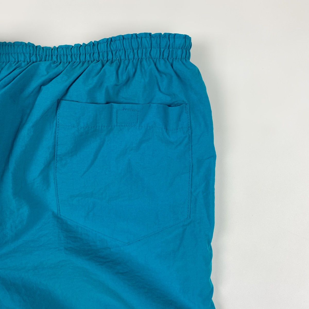 Vintage 1980s Vintage Nike Aqua Blue Nylon Shorts XL Size US 36 / EU 52 - 8 Thumbnail