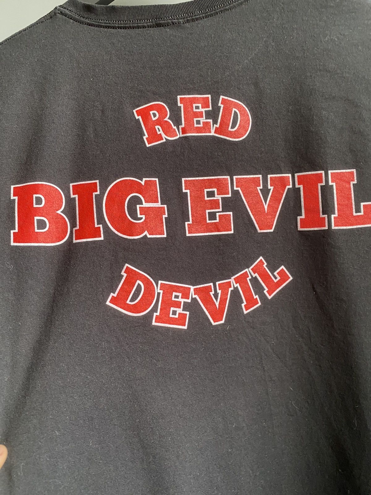 WWE Vintage Red Big Evil Devil Undertaker Wrestling T Shirt Size US L / EU 52-54 / 3 - 9 Thumbnail