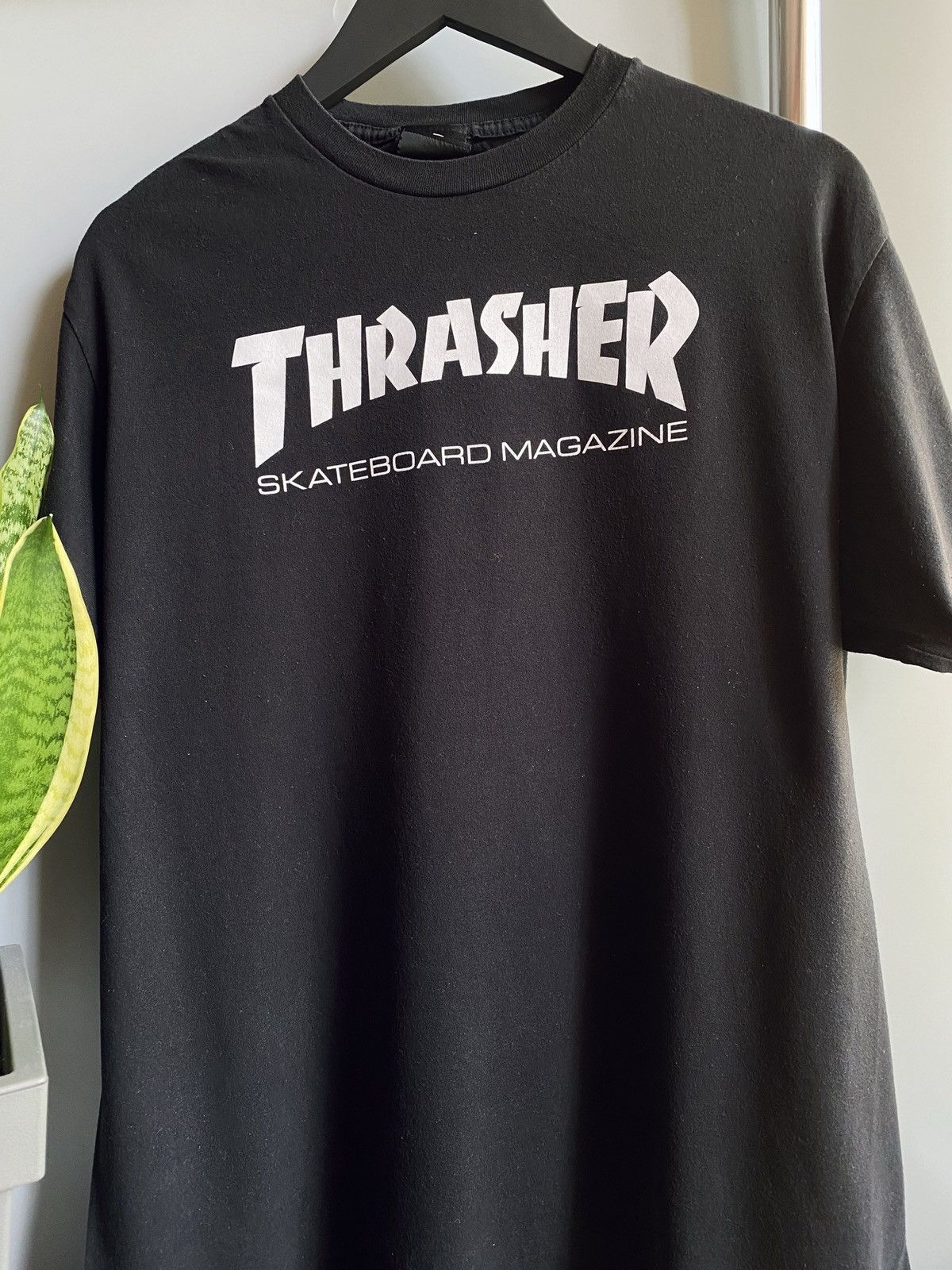 Thrasher Vintage Trasher Big Logo T Shirt Skate Tee Men’s L Black Size US L / EU 52-54 / 3 - 5 Thumbnail