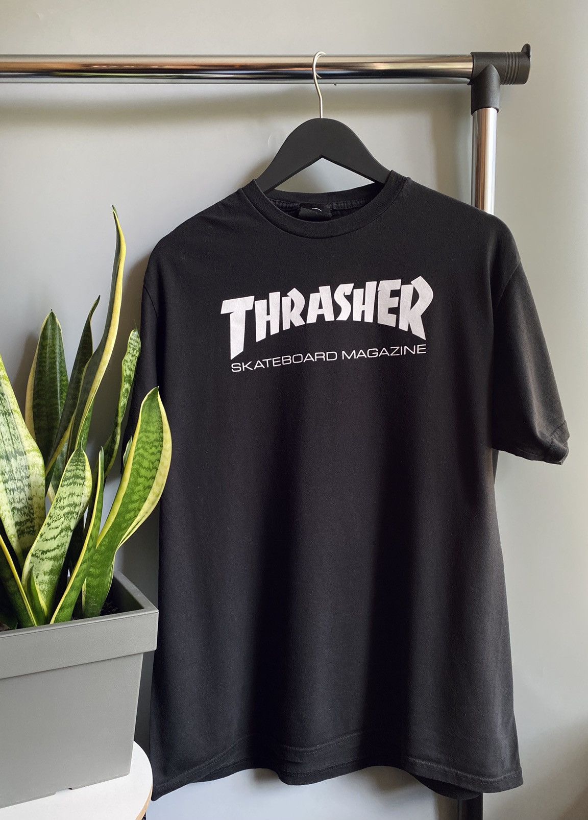 Thrasher Vintage Trasher Big Logo T Shirt Skate Tee Men’s L Black Size US L / EU 52-54 / 3 - 1 Thumbnail