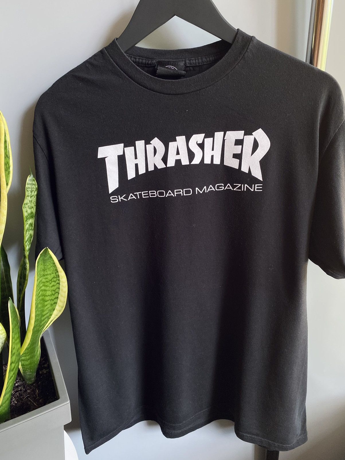 Thrasher Vintage Trasher Big Logo T Shirt Skate Tee Men’s L Black Size US L / EU 52-54 / 3 - 4 Thumbnail