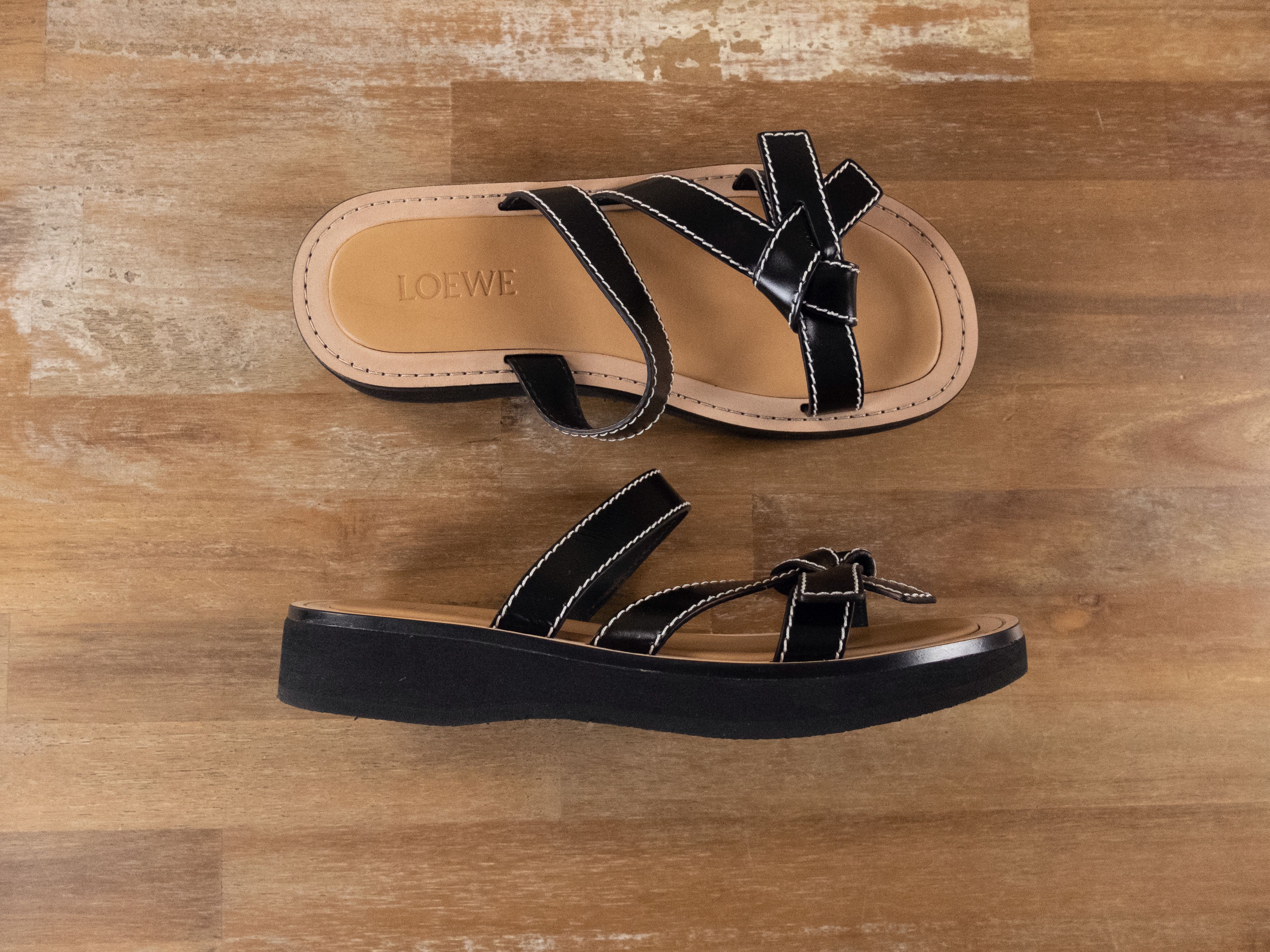 Loewe LOEWE Gate bow black leather platform slides sandals 10 40 Size US 10 / IT 40 - 1 Thumbnail
