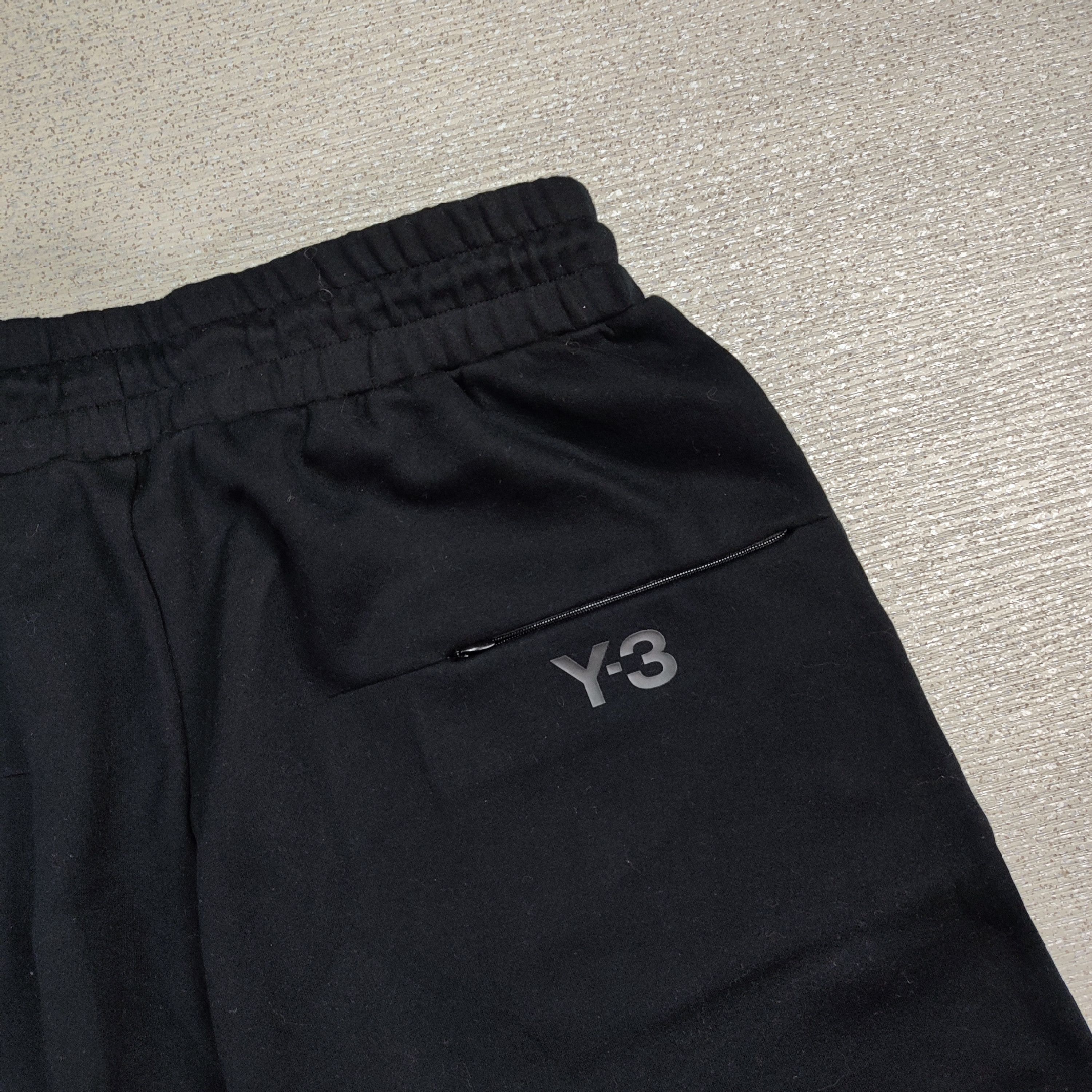 Adidas ADIDAS Y-3 SCI FI SHORTS Size US 32 / EU 48 - 4 Thumbnail