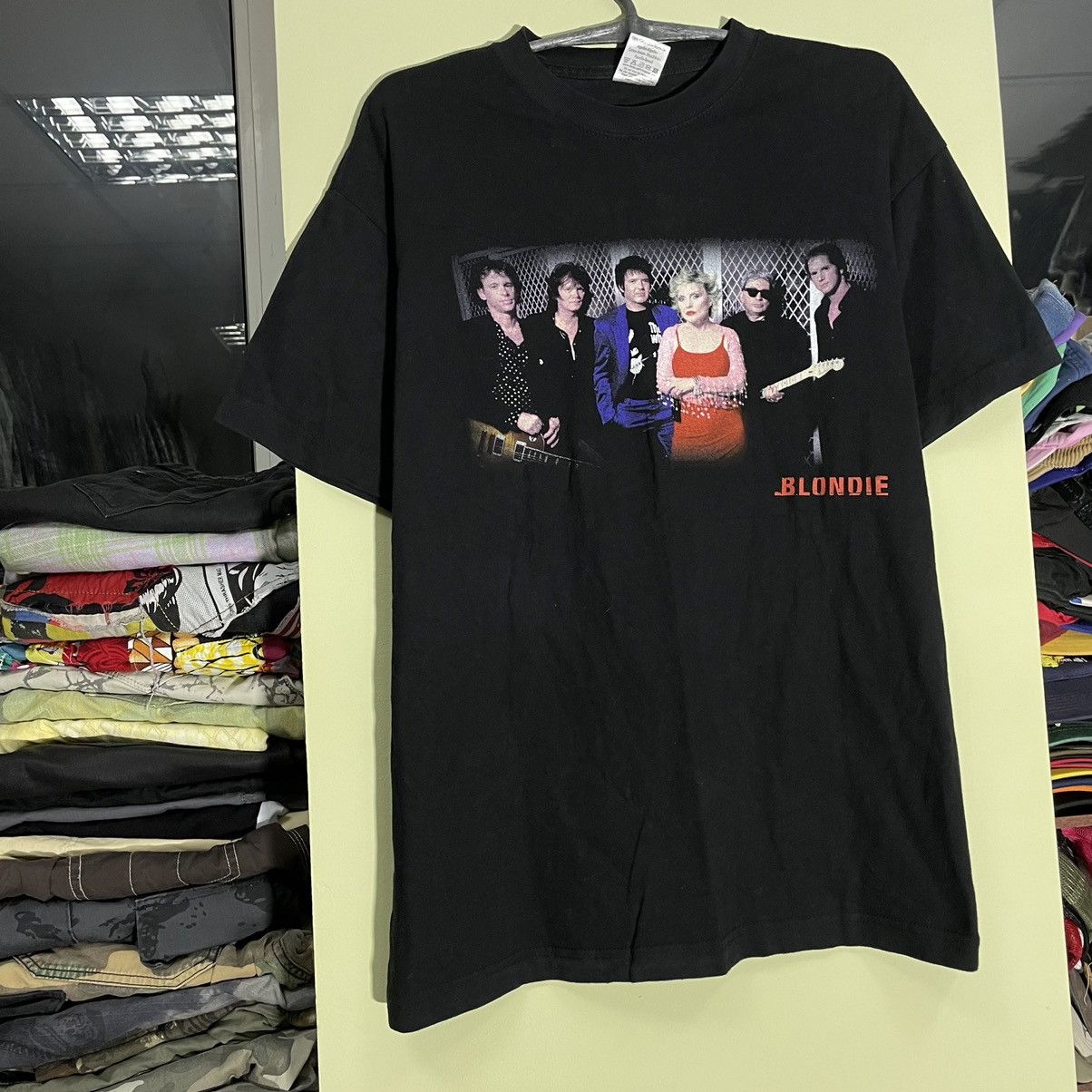 Vintage Vintage Y2K Band Tee Graphic Streetwear Punk Black Worn In M Size US M / EU 48-50 / 2 - 3 Thumbnail