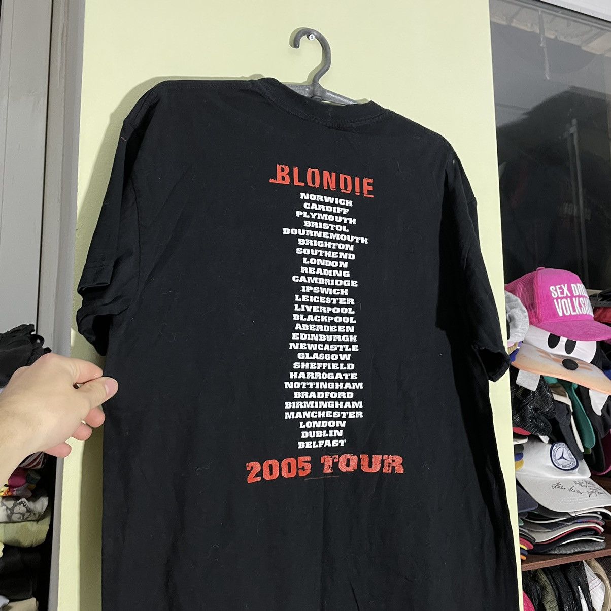 Vintage Vintage Y2K Band Tee Graphic Streetwear Punk Black Worn In M Size US M / EU 48-50 / 2 - 6 Thumbnail