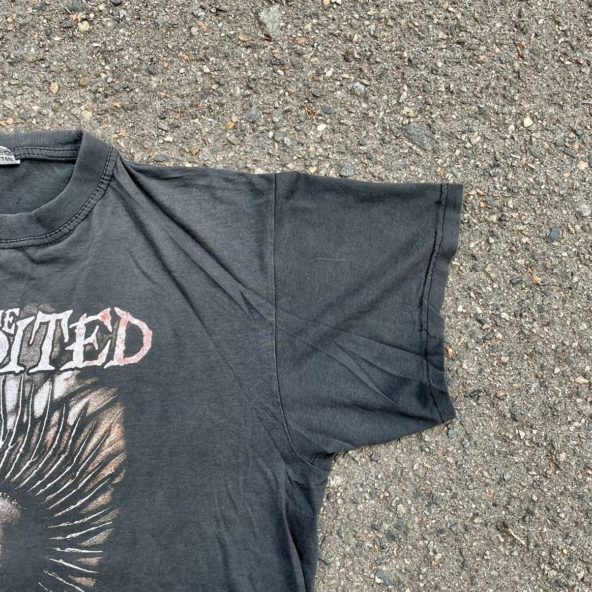 Vintage Vintage Y2K The Exorcist Graphic Tee Grunge Streetwear M Size US M / EU 48-50 / 2 - 6 Thumbnail