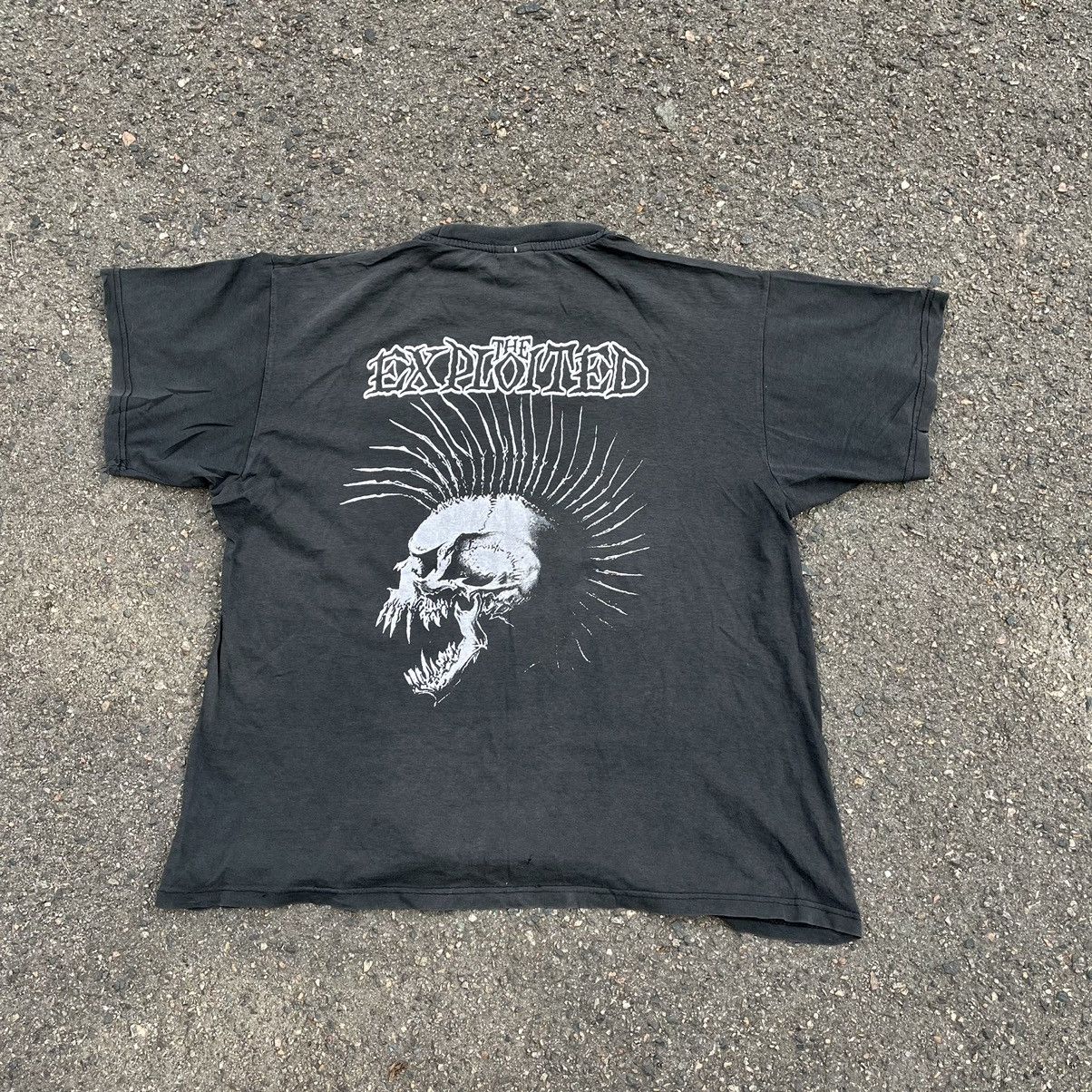 Vintage Vintage Y2K The Exorcist Graphic Tee Grunge Streetwear M Size US M / EU 48-50 / 2 - 7 Thumbnail