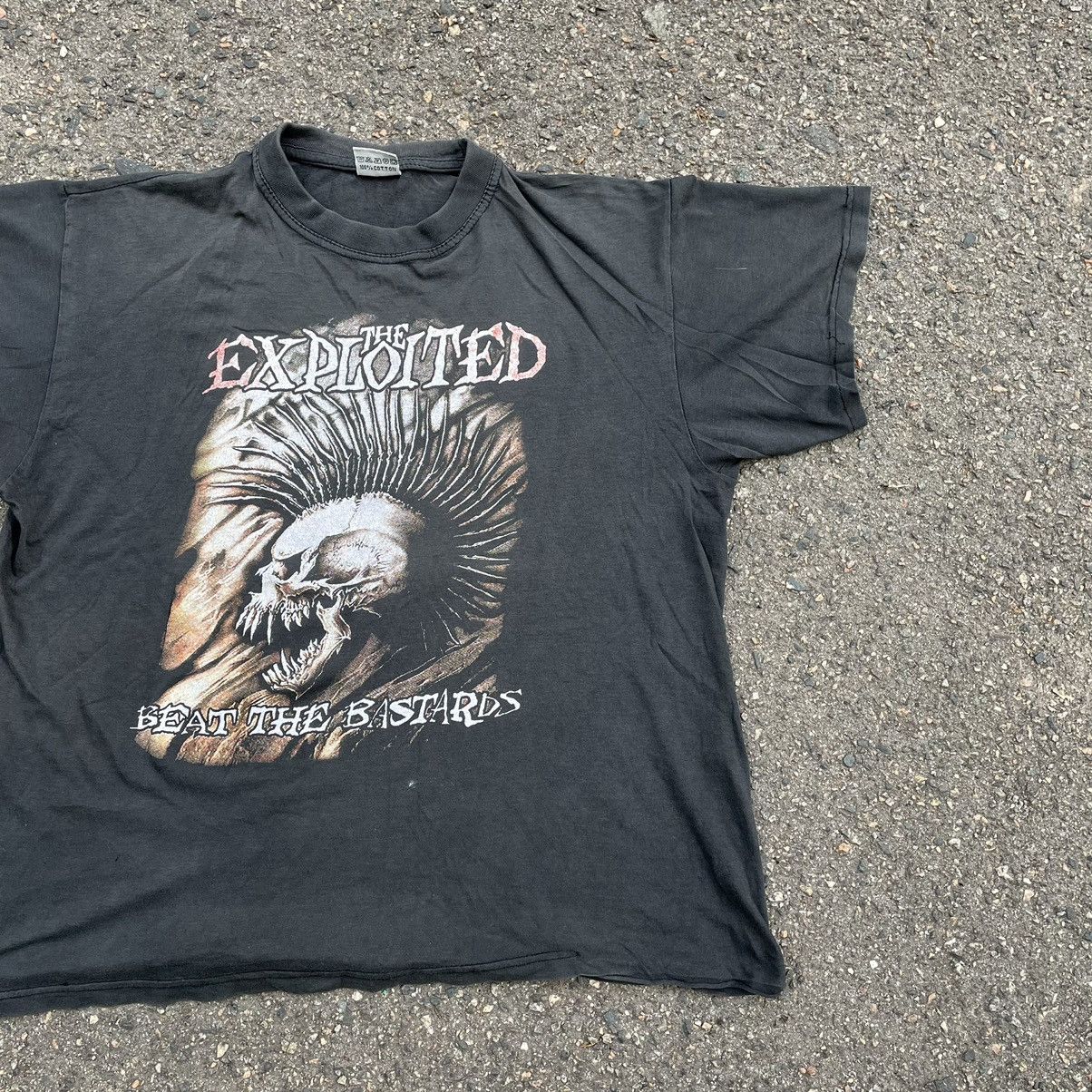 Vintage Vintage Y2K The Exorcist Graphic Tee Grunge Streetwear M Size US M / EU 48-50 / 2 - 4 Thumbnail