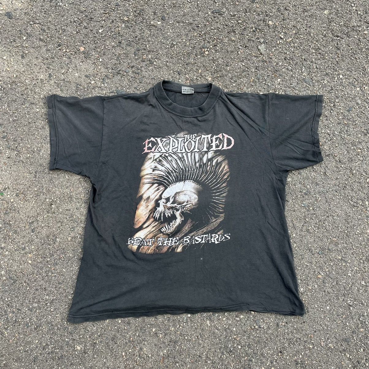 Vintage Vintage Y2K The Exorcist Graphic Tee Grunge Streetwear M Size US M / EU 48-50 / 2 - 1 Thumbnail