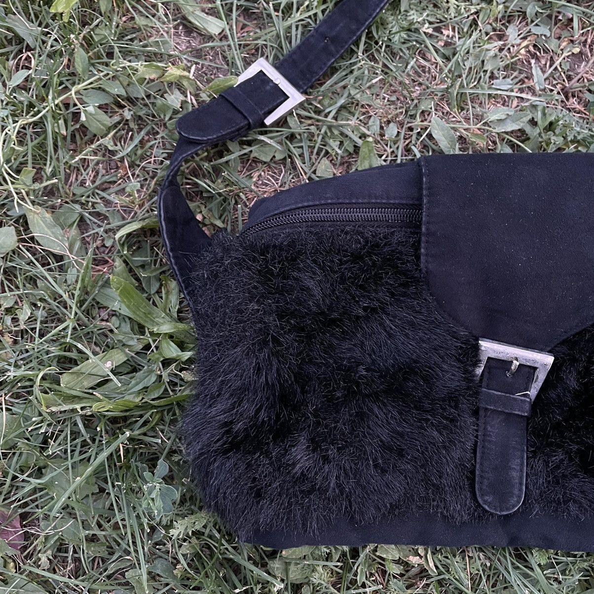 Vintage Vintage Y2K Black Mohair Crossbody Bag Streetwear Worn In OS Size ONE SIZE - 3 Thumbnail
