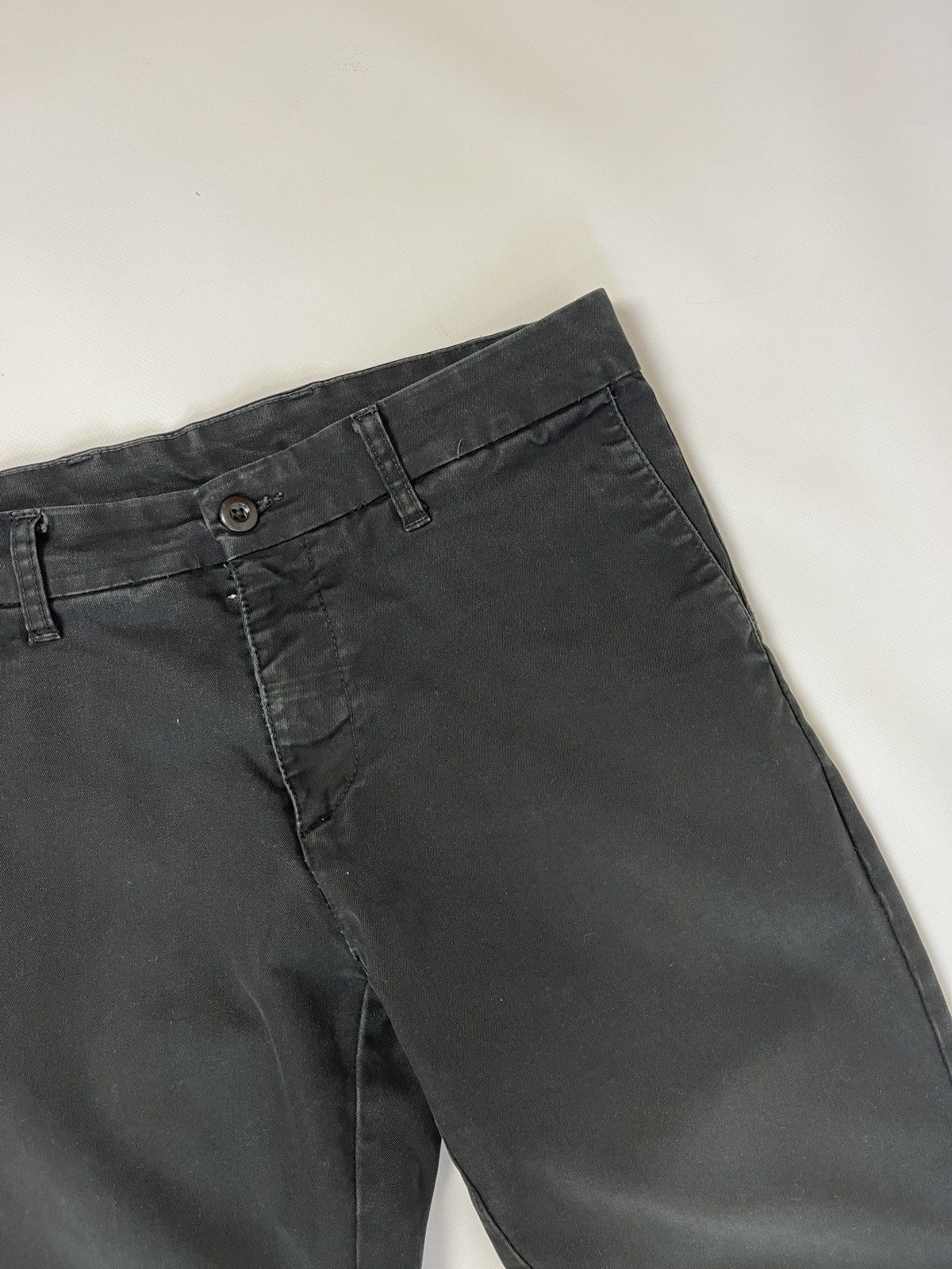 Carhartt Carhartt vintage black casual pants Size US 33 - 14 Thumbnail