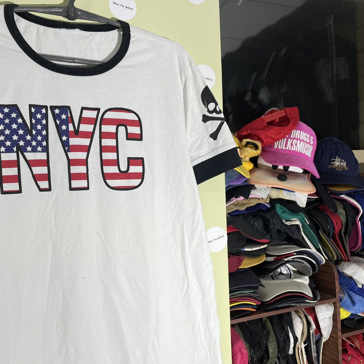 Vintage Vintage Y2K NYC Graphic Tee American Flag Grunge Swag 90s M Size US M / EU 48-50 / 2 - 4 Thumbnail