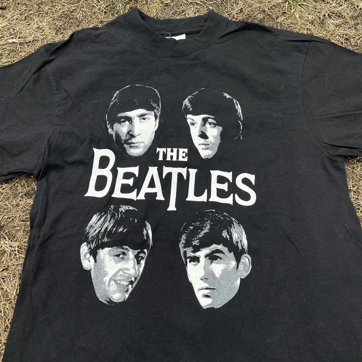 Vintage Vintage 90s Beatles Band Tee Graphic Faded Streetwear Boxy L Size US L / EU 52-54 / 3 - 4 Thumbnail