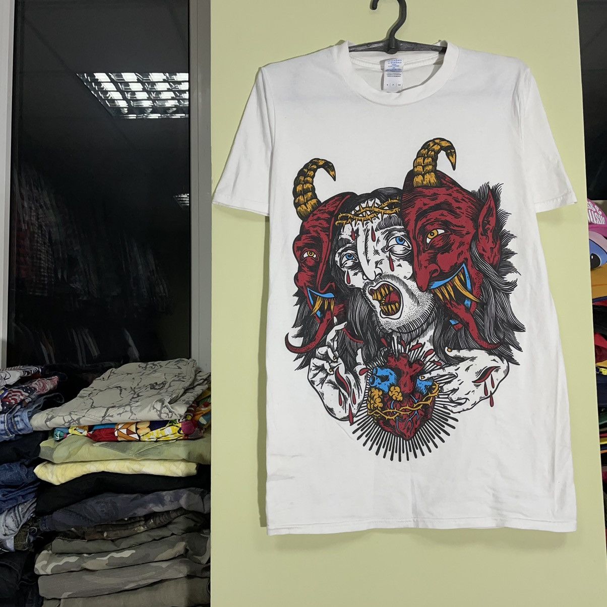 Vintage Vintage 90s Graphic Tee Skull Horror Grunge Streetwear S Size US S / EU 44-46 / 1 - 3 Thumbnail