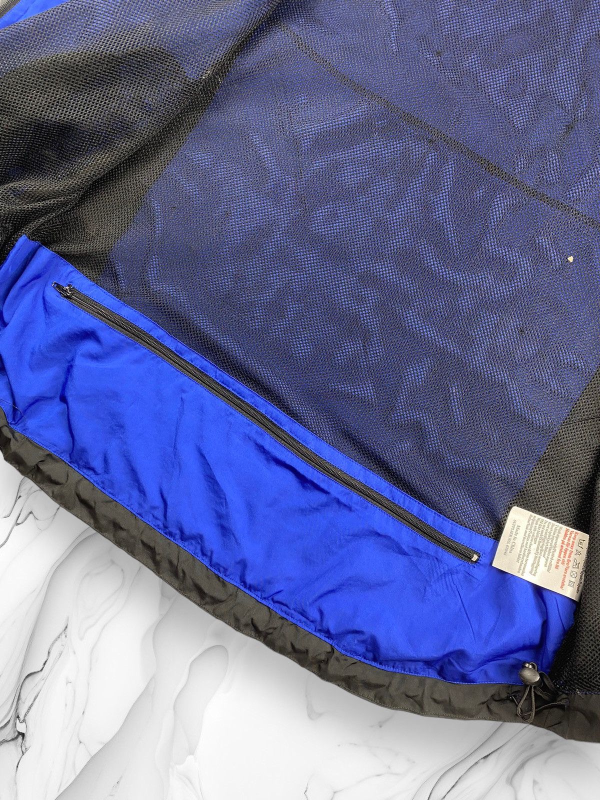 Umbro × Vintage Mens Vintage Umbro Bomber Jacket Size M Size US M / EU 48-50 / 2 - 9 Thumbnail