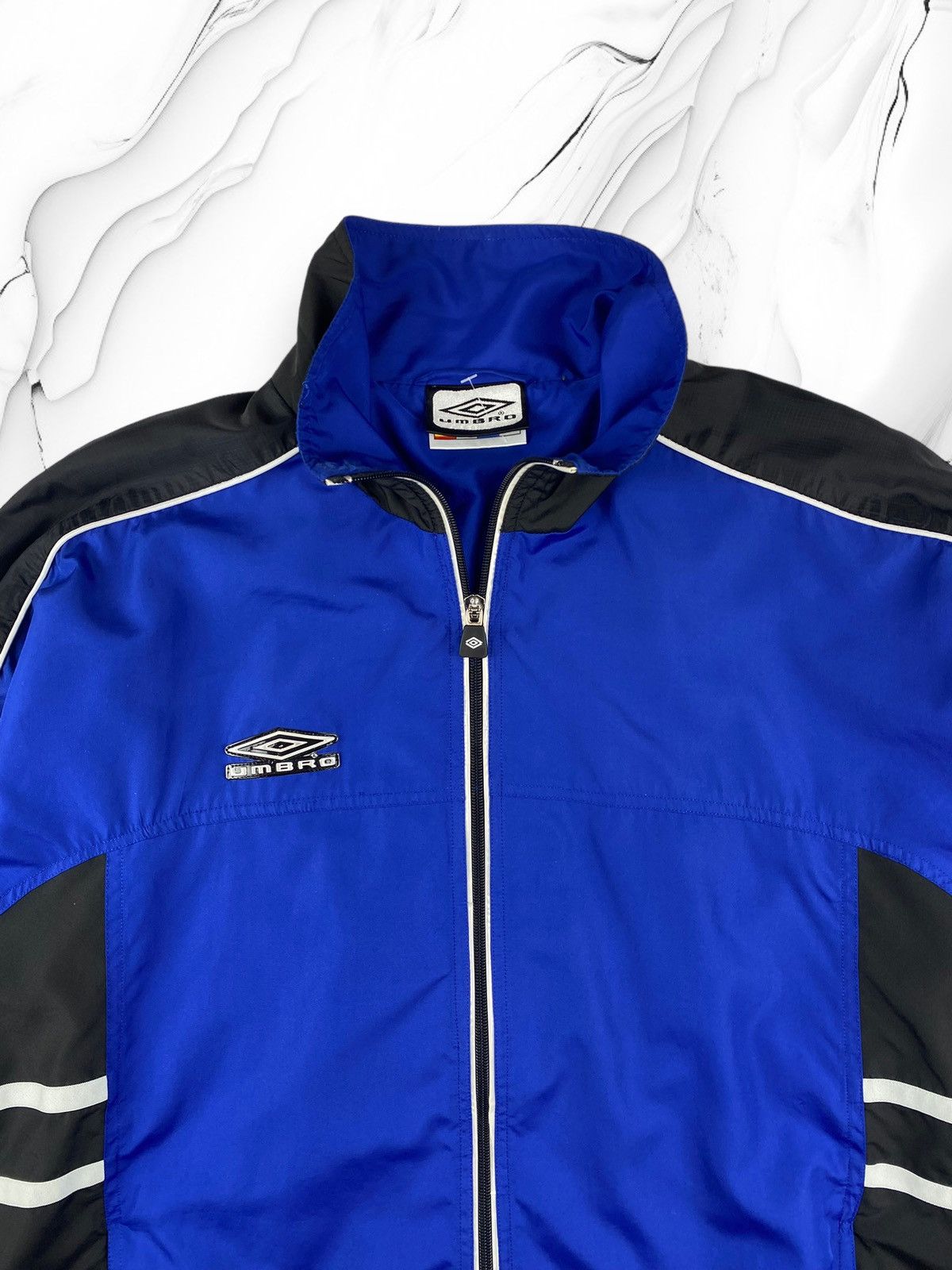 Umbro × Vintage Mens Vintage Umbro Bomber Jacket Size M Size US M / EU 48-50 / 2 - 5 Thumbnail