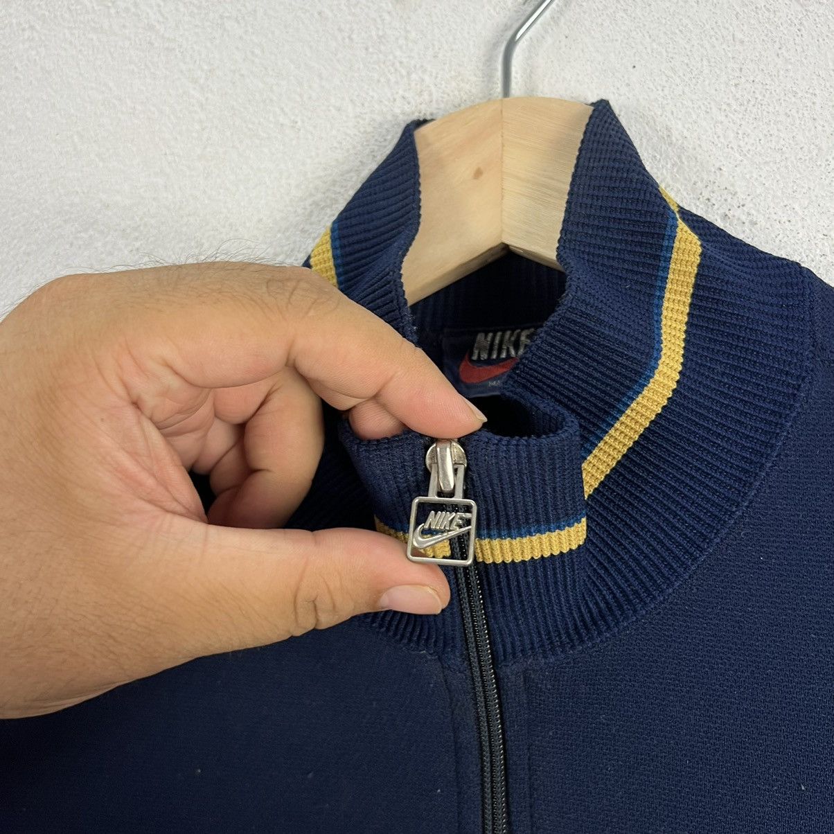 Nike VINTAGE NIKE ZIPPER JACKET BLUE TAG MADE IN JAPAN Size US M / EU 48-50 / 2 - 5 Thumbnail
