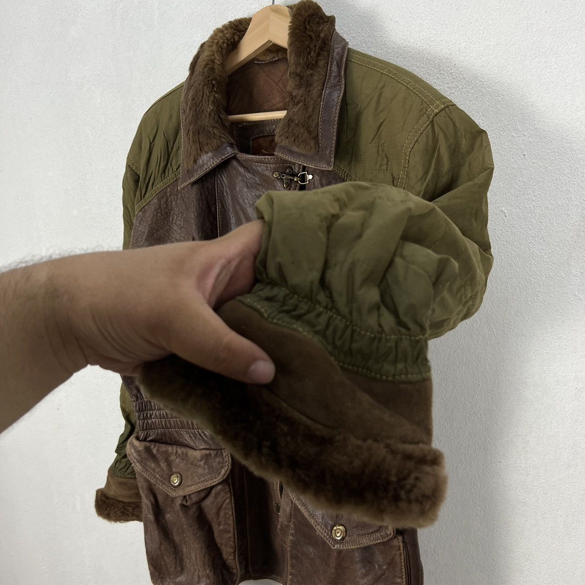 Japanese Brand VINTAGE HOWIE & SON MADE IN SPAIN SUIDE LEATHER JACKET Size US L / EU 52-54 / 3 - 7 Thumbnail